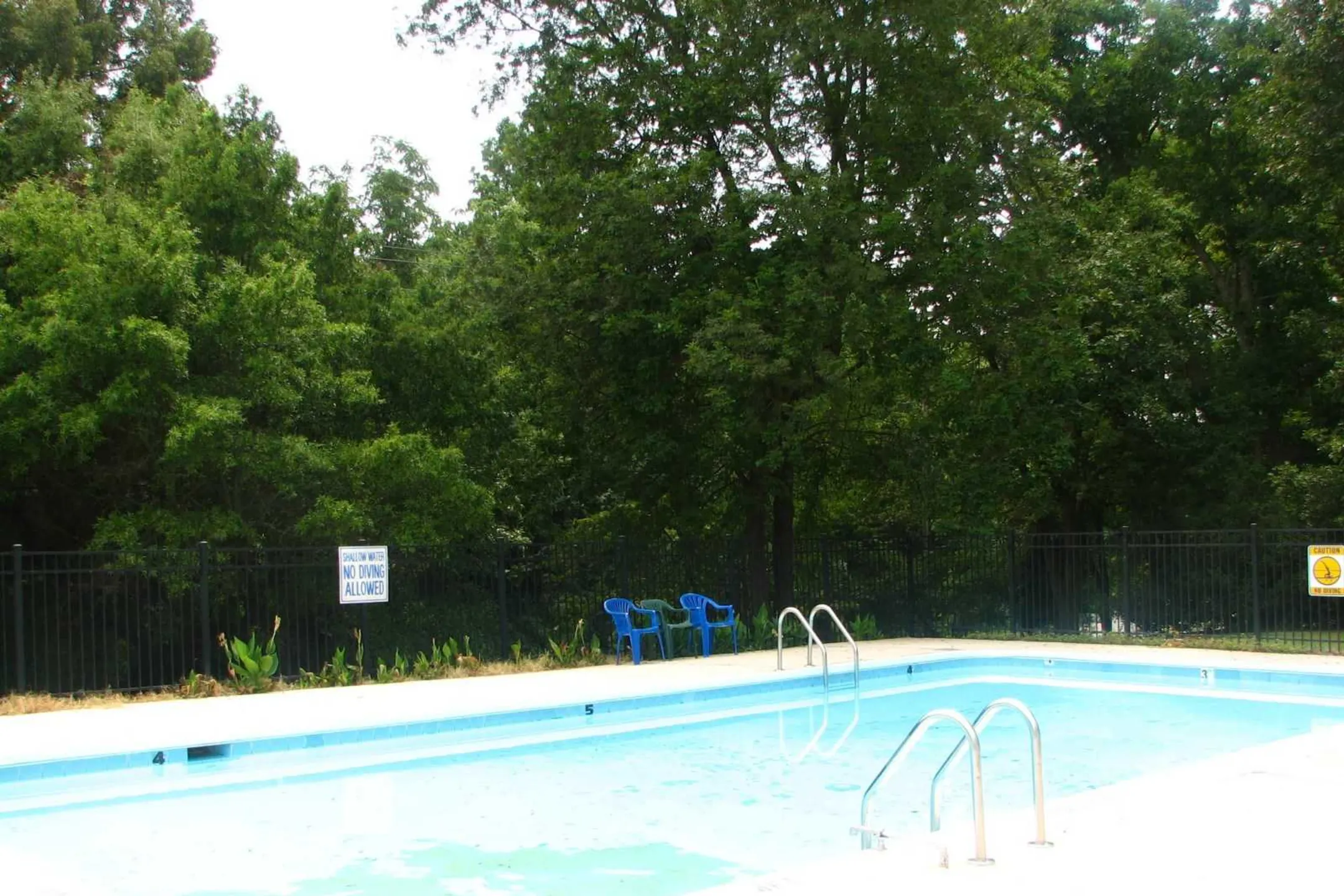 Pool - Oakhill Apartments - Davidson, NC