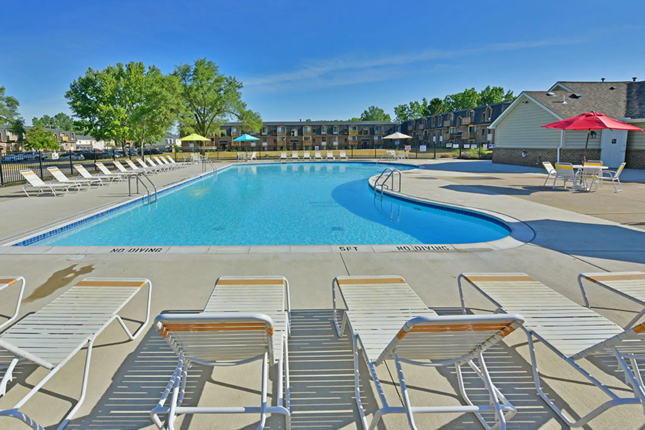 Windsor Place 8054 Kensington Blvd Davison, MI Apartments for Rent