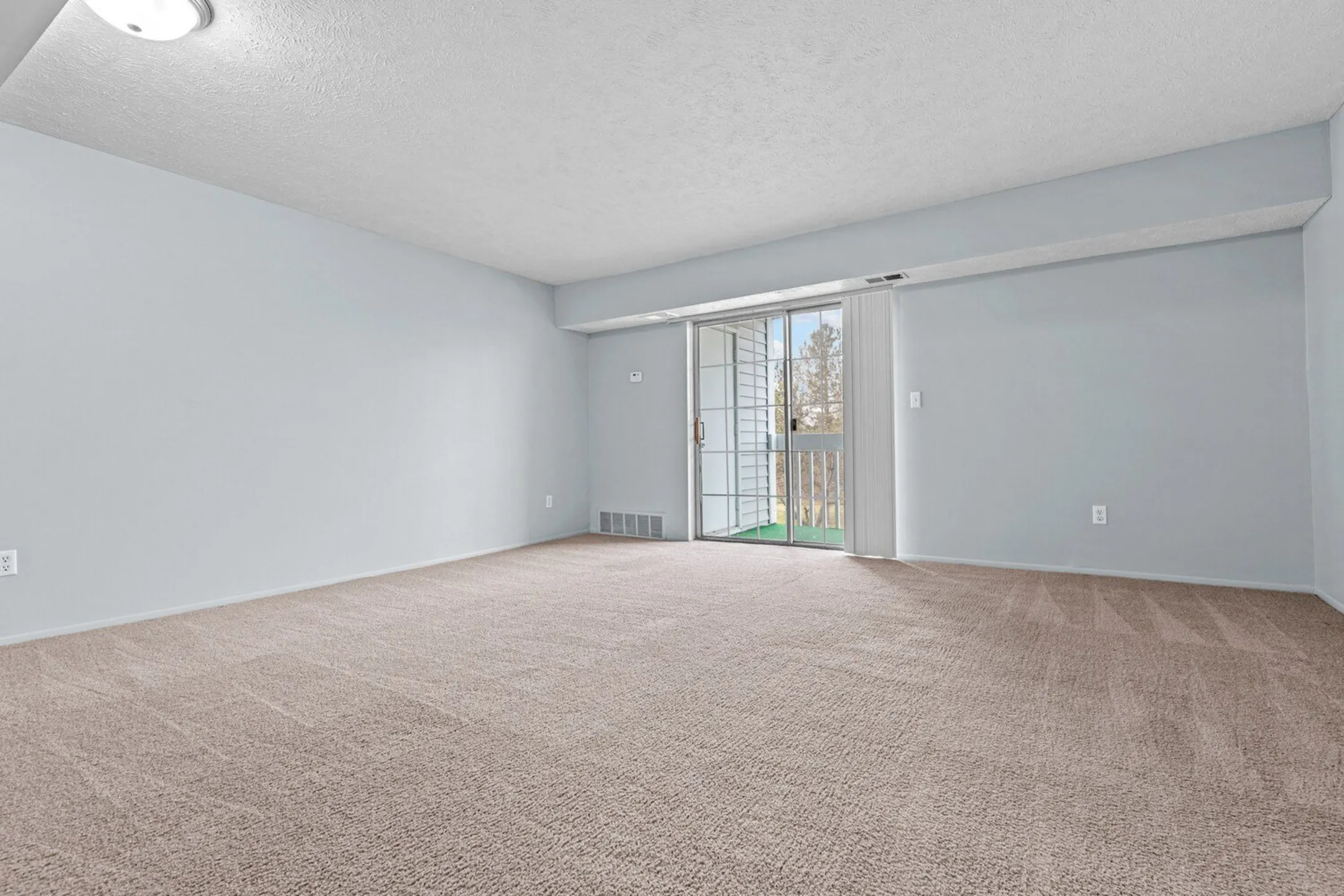 Fairfax Apartments Apartments Lansing, MI 48917