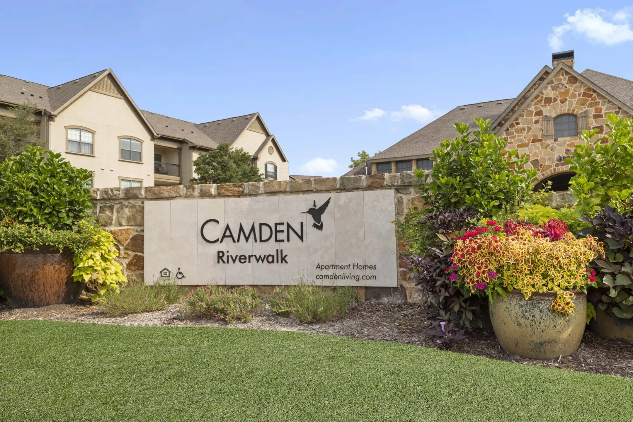 Community Signage - Camden Riverwalk Apartments - Grapevine, TX