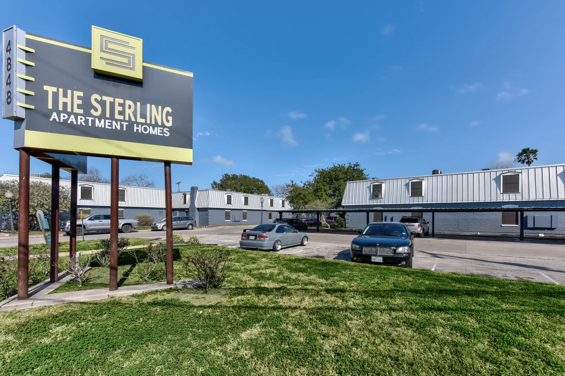 Community Signage - The Sterling - Corpus Christi, TX