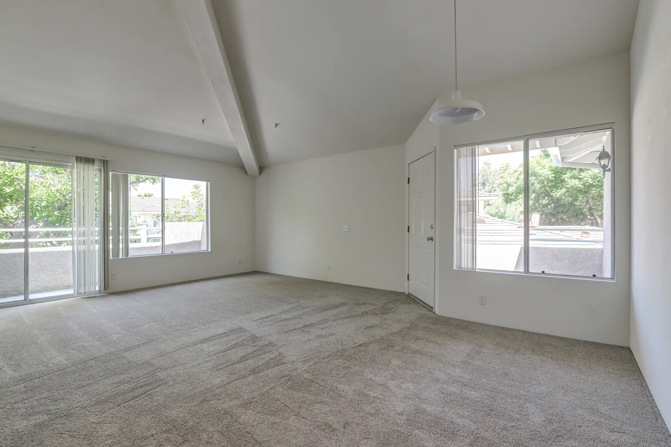 Living Room - Santa Fe Village - Santa Ana, CA