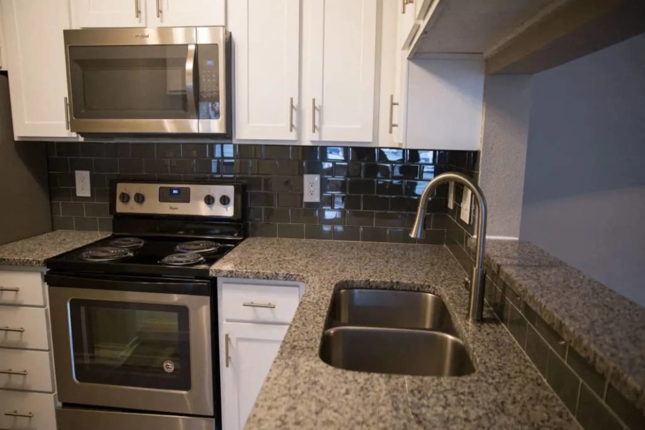 Sedgefield Apartments Apartments WinstonSalem, NC 27104