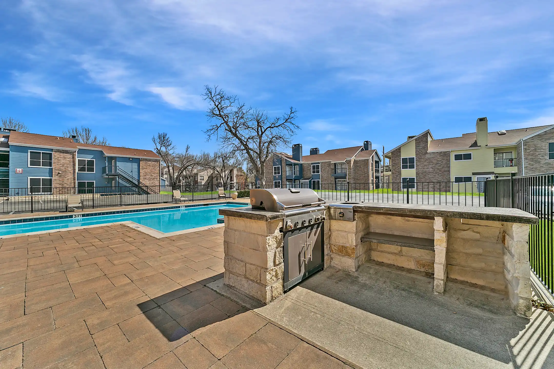 Prime at Lake Highlands 9727 Whitehurst Dr Dallas, TX Apartments