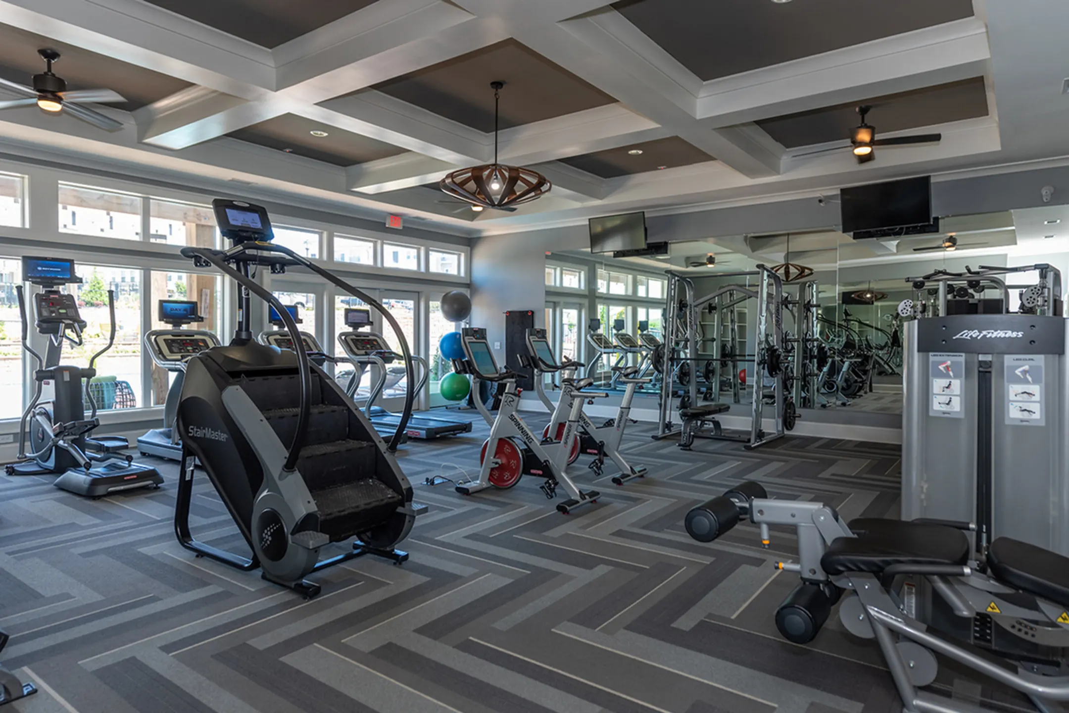 Fitness Weight Room - The Point at Palisades - Manassas, VA