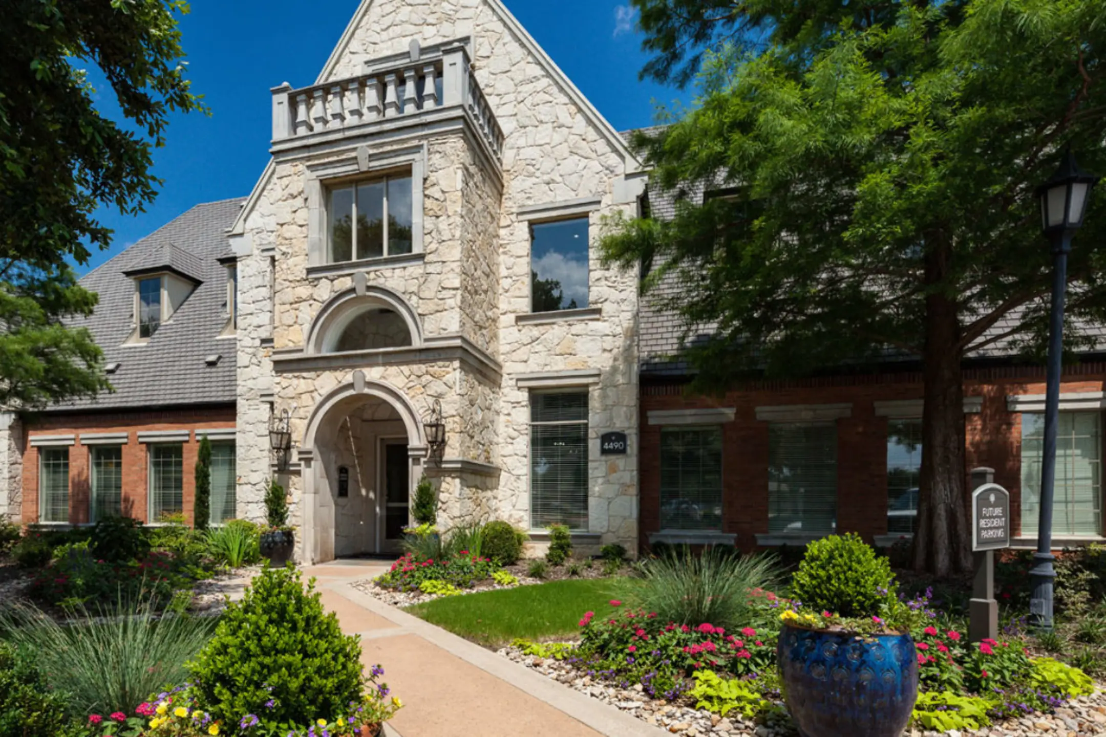 Saxon Woods Apartments McKinney, TX 75070