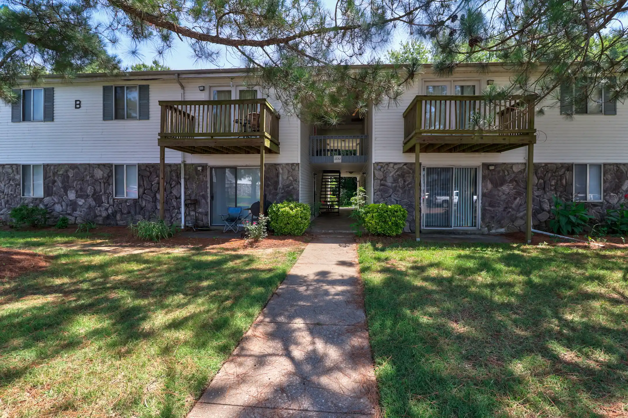 Hillwood Apartments 1732 Stone St Union City, TN Apartments for