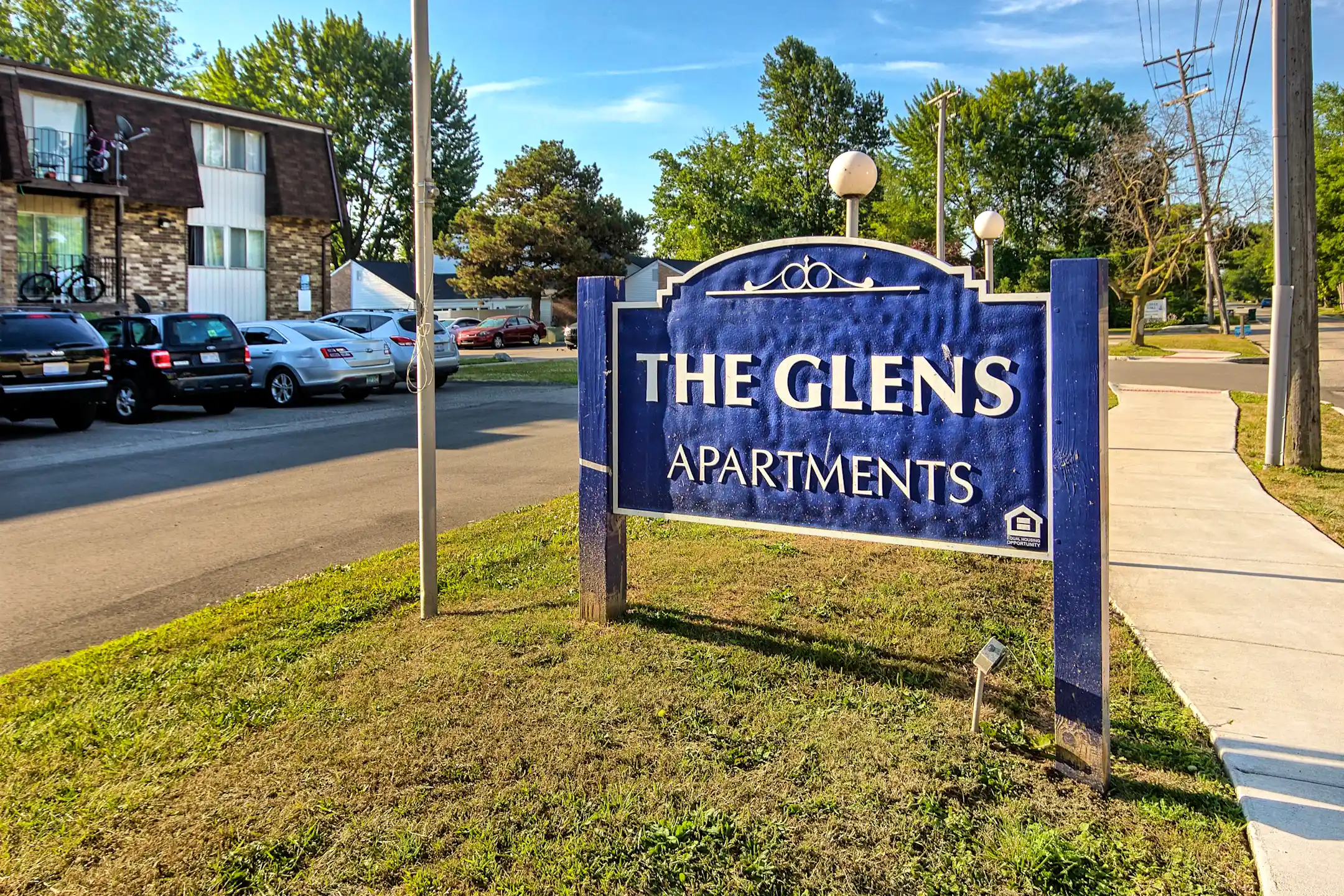 The Glens Apartments 24646 N Elda Ct Harrison Township, MI