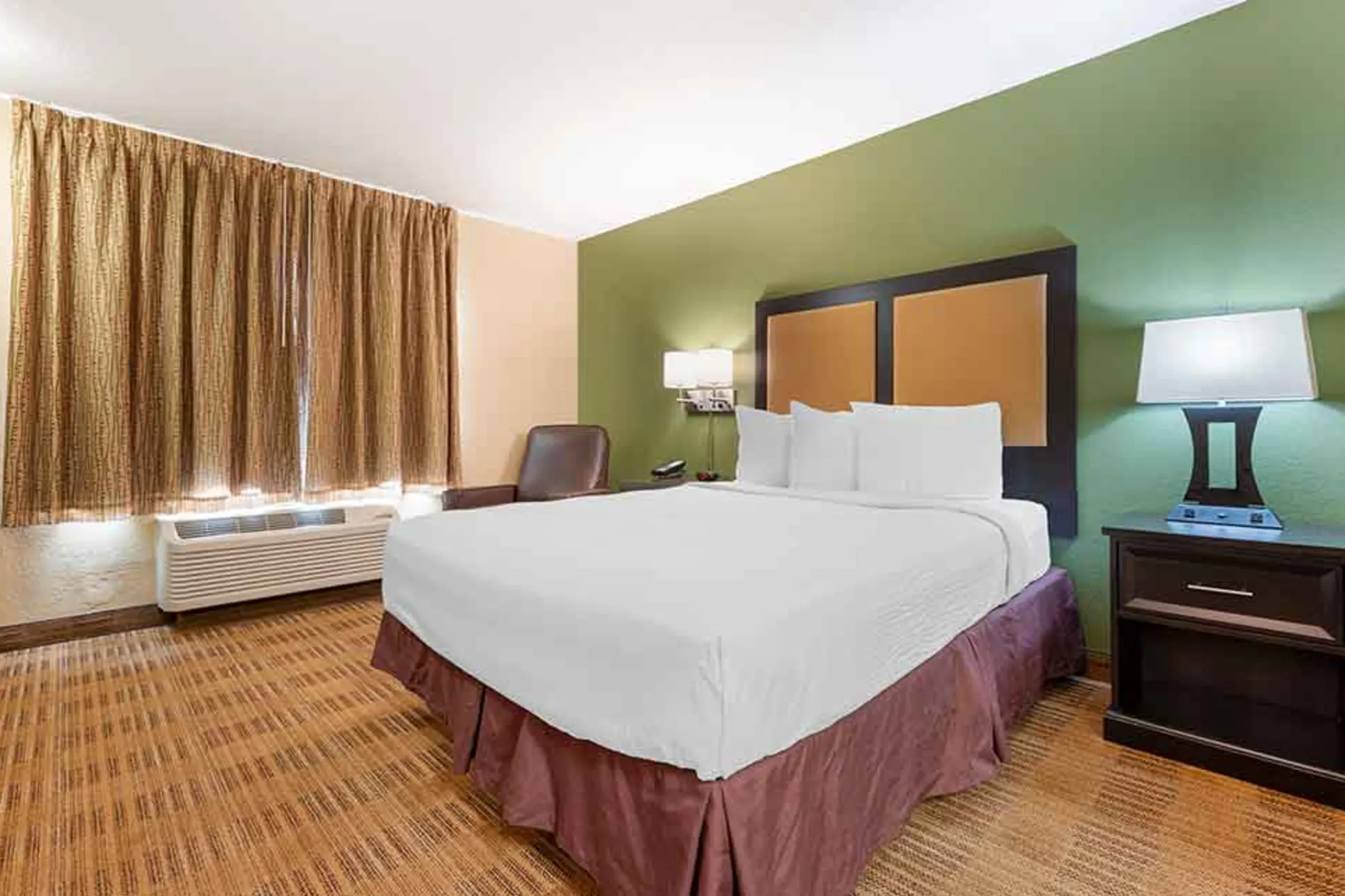 Furnished Studio Cincinnati Covington Apartments Covington, KY 41011