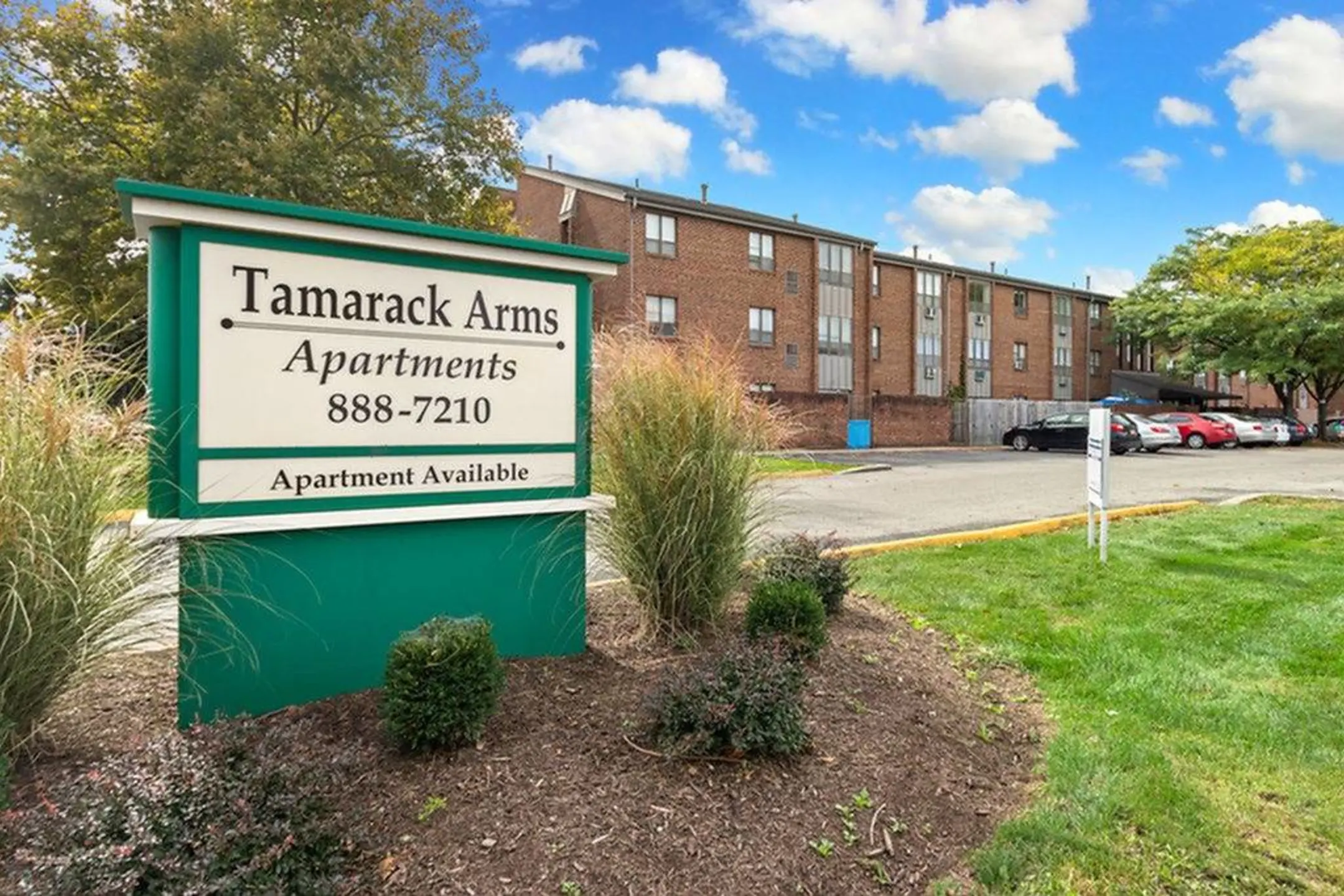 Tamarack Arms - Columbus, OH