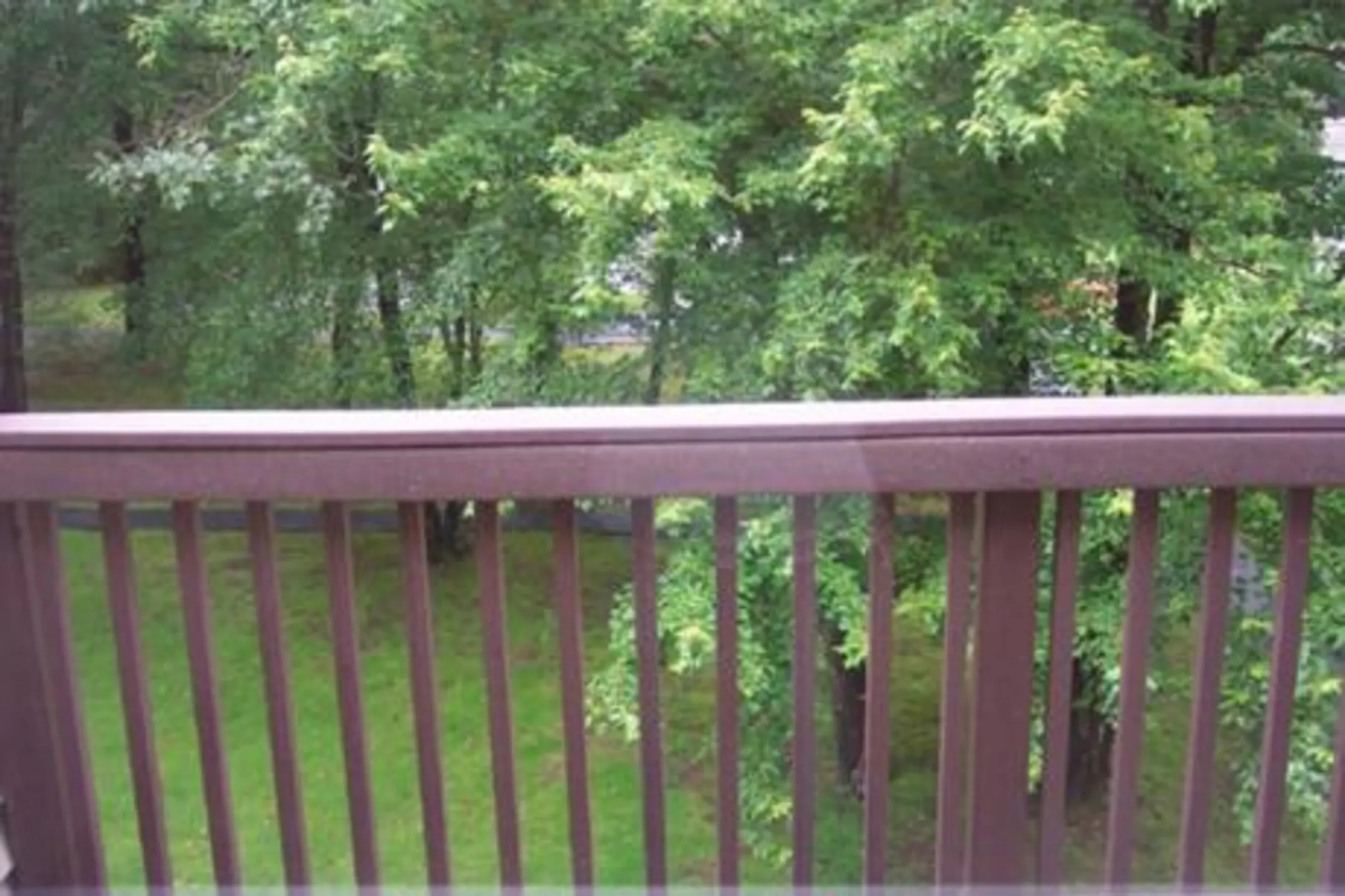 Oakwoods Apartments 115 North Main Street Bellingham, MA Apartments