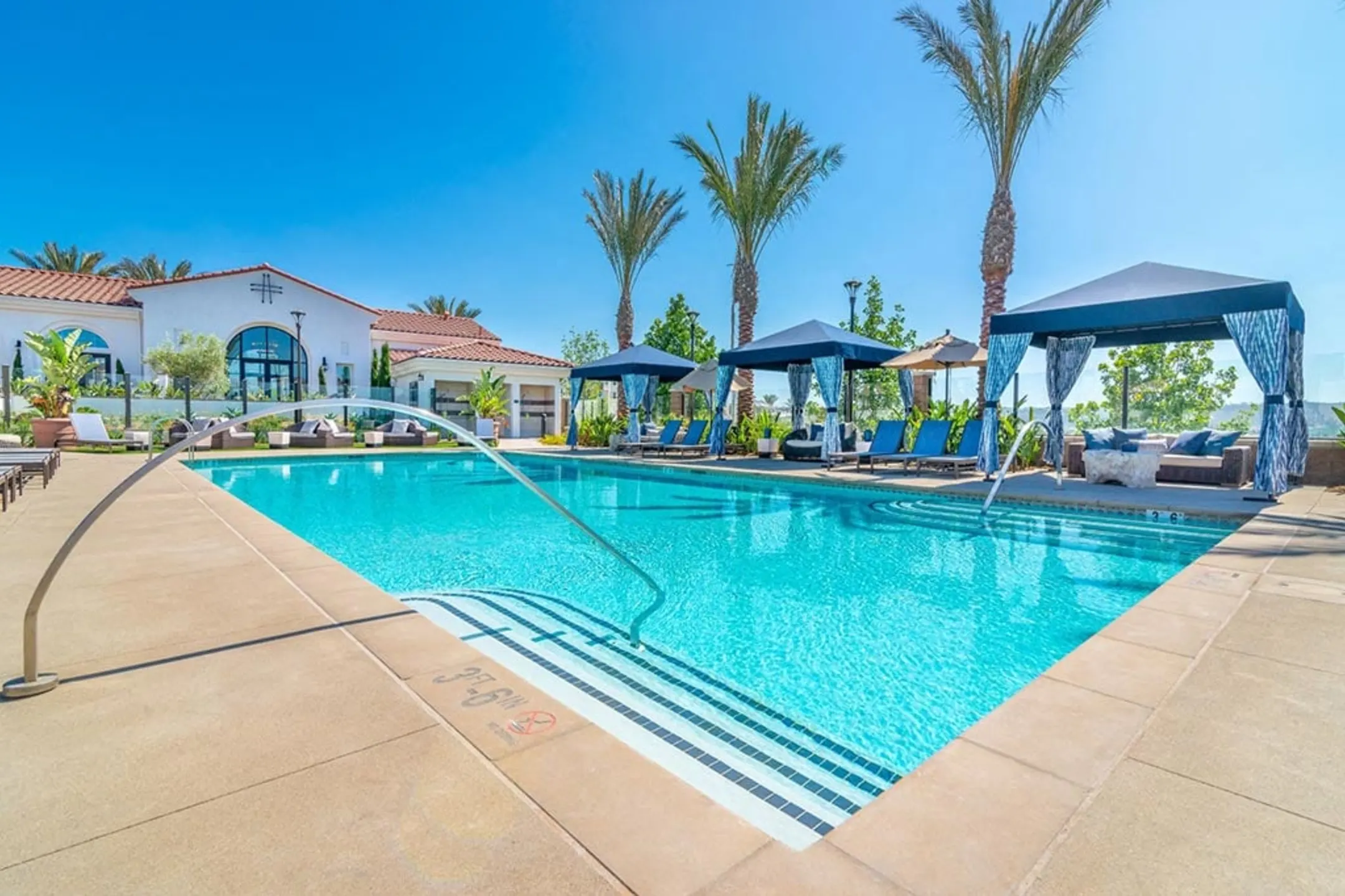 Montecito Apts Carlsbad