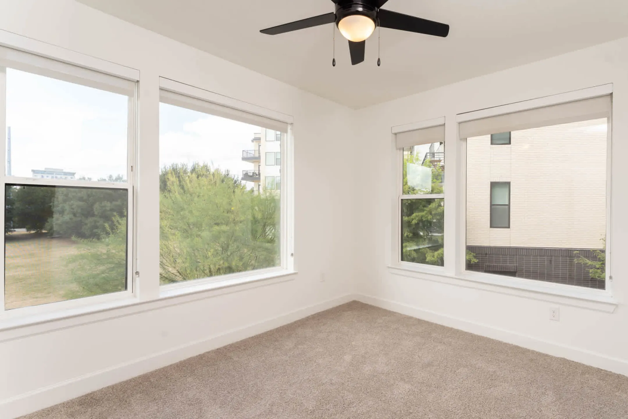 The Weaver Apartments Austin, TX 78702