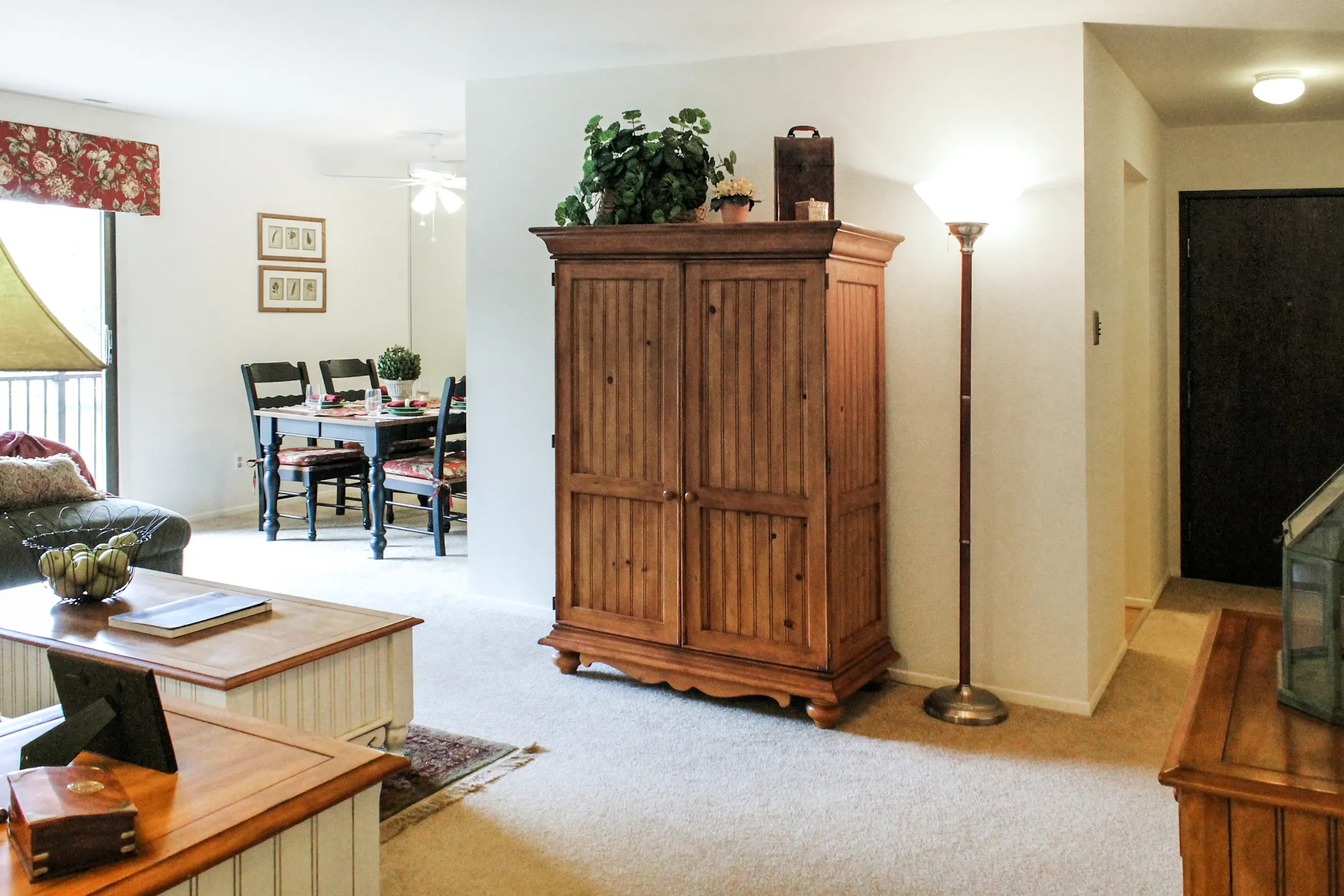 Green Hill Apartments 22225 Green Hill Rd Farmington Hills, MI