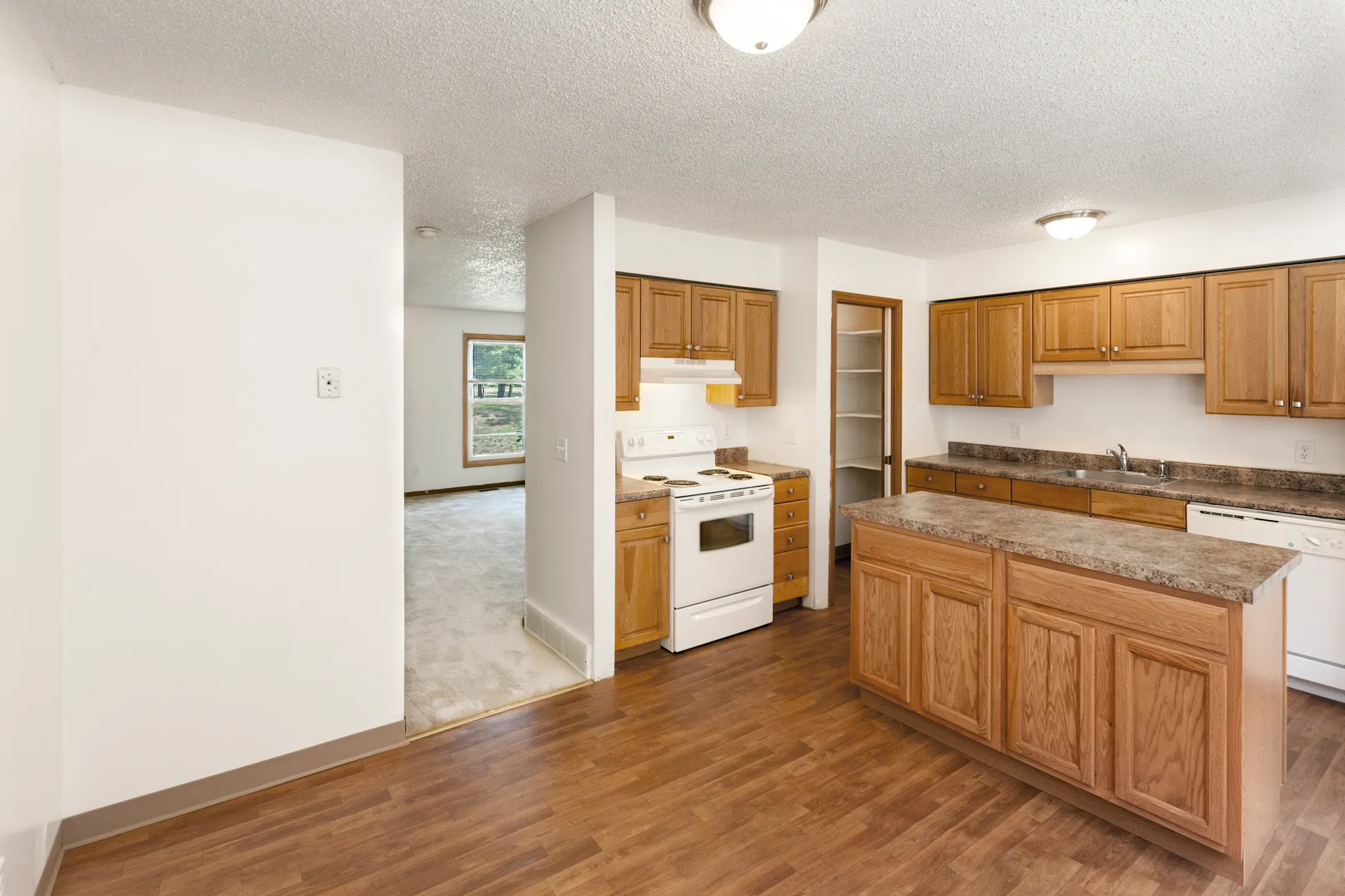 English Village Apartments 1 Jennifer Dr Gansevoort, NY Apartments