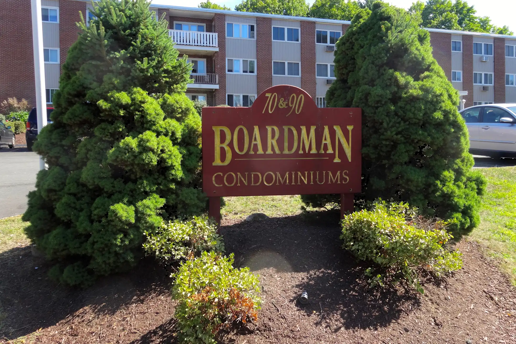 Boardman Condominiums Apartments Bristol, CT 06010