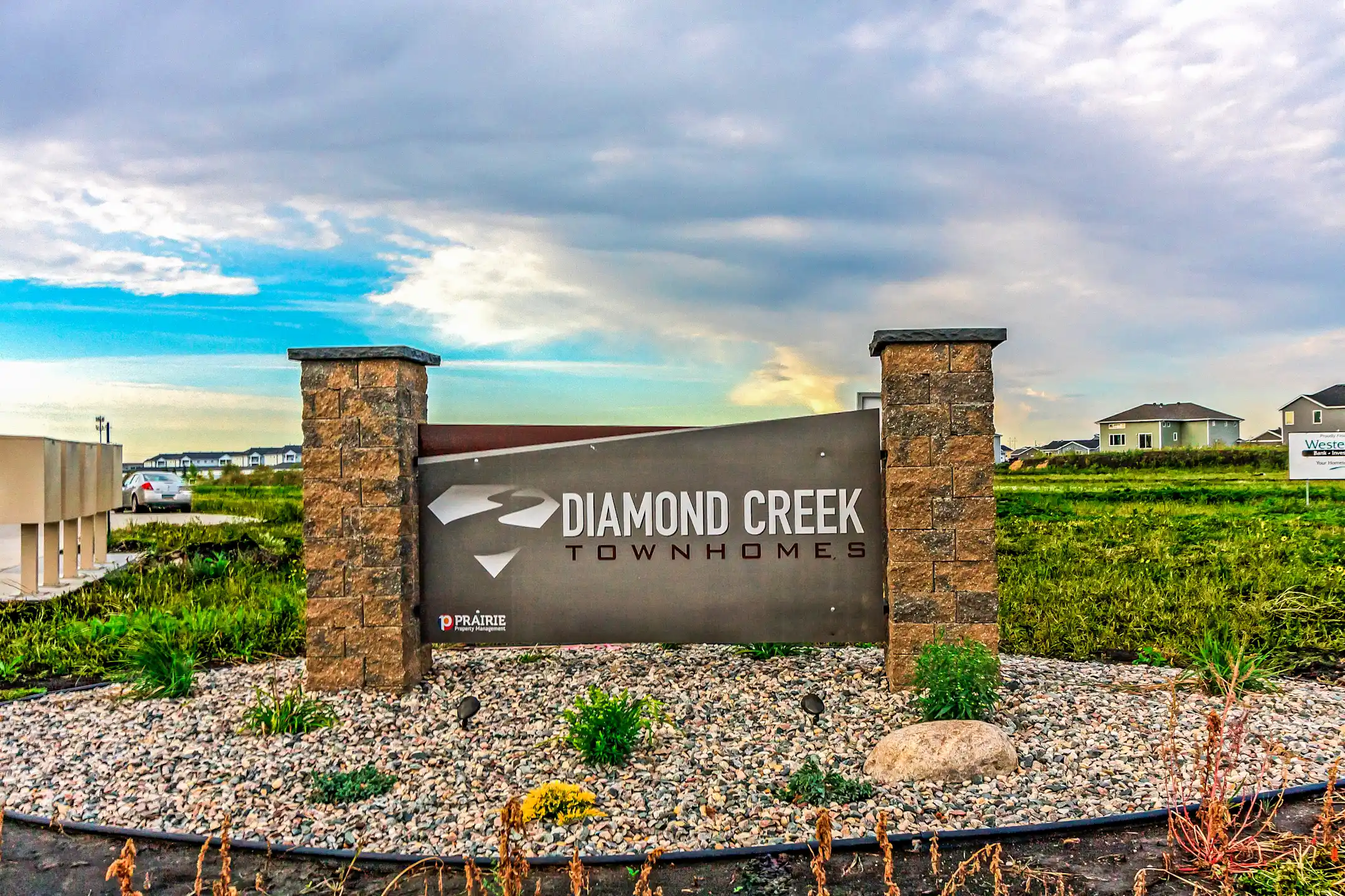 Diamond Creek Town Homes and Twin Homes 415 26th Ave W West Fargo