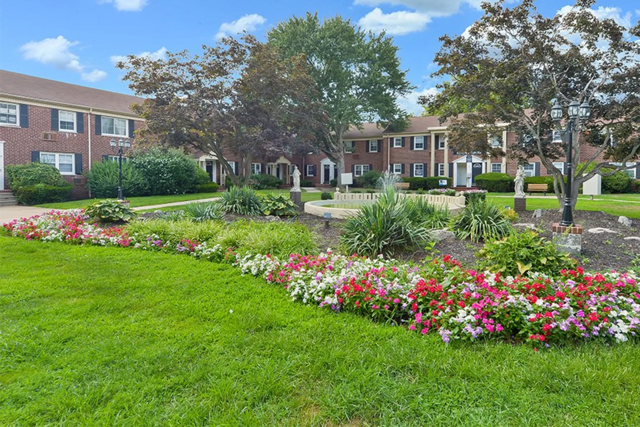 Greene Village Apartments