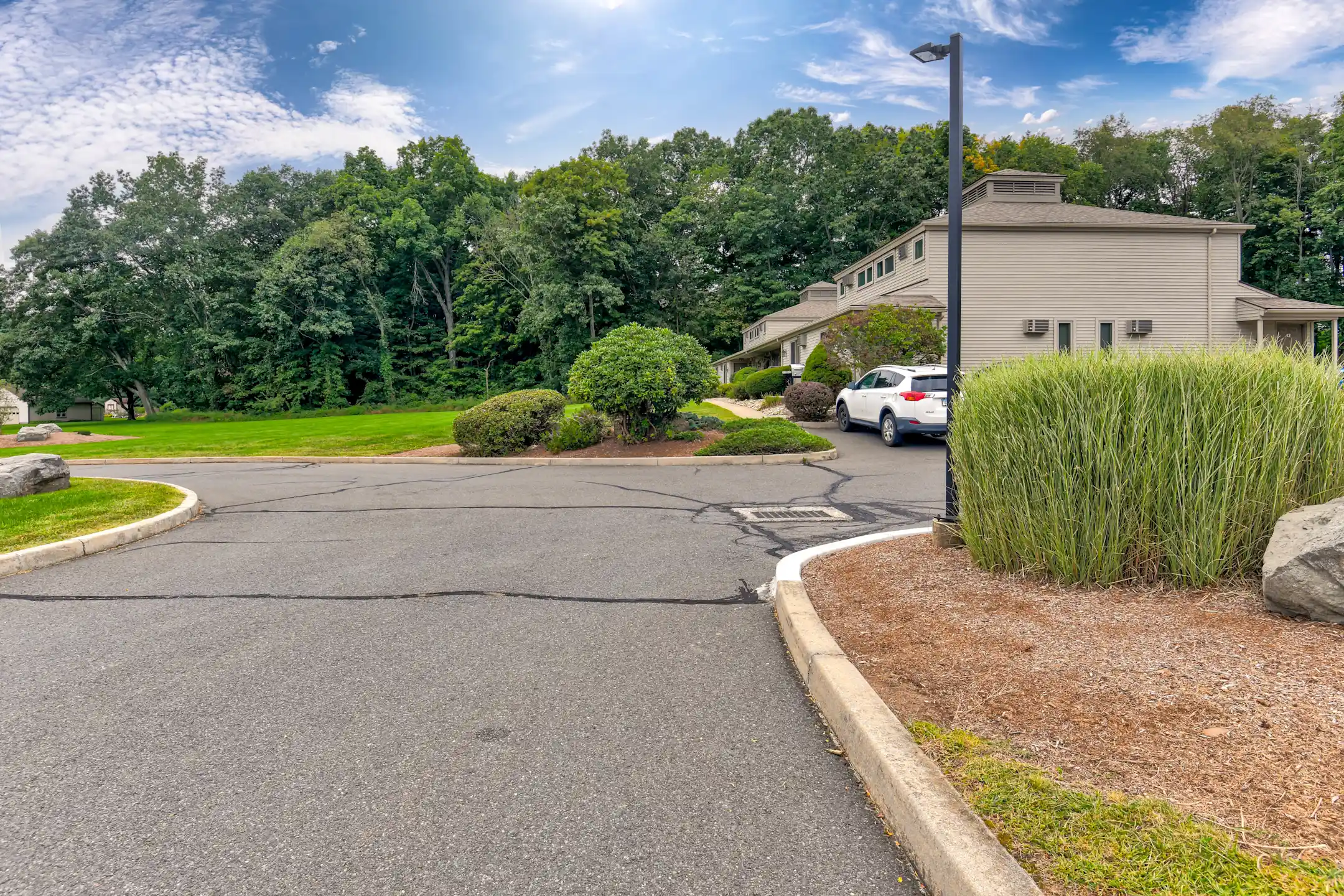 Townhouse Gardens Apartments 9 Strawberry Rd Ellington, CT