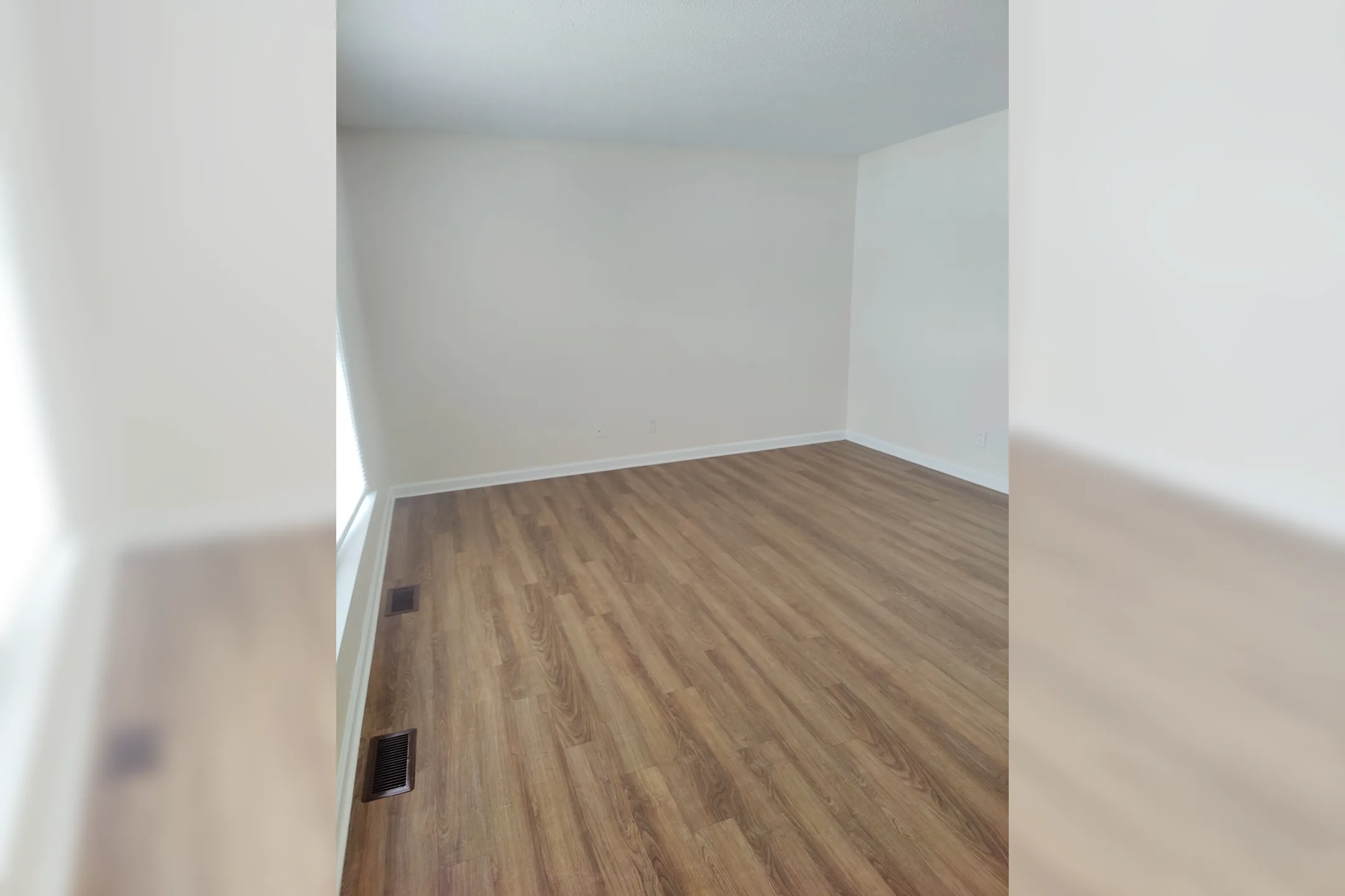 Deerfield Village Apartments Niantic, CT 06357