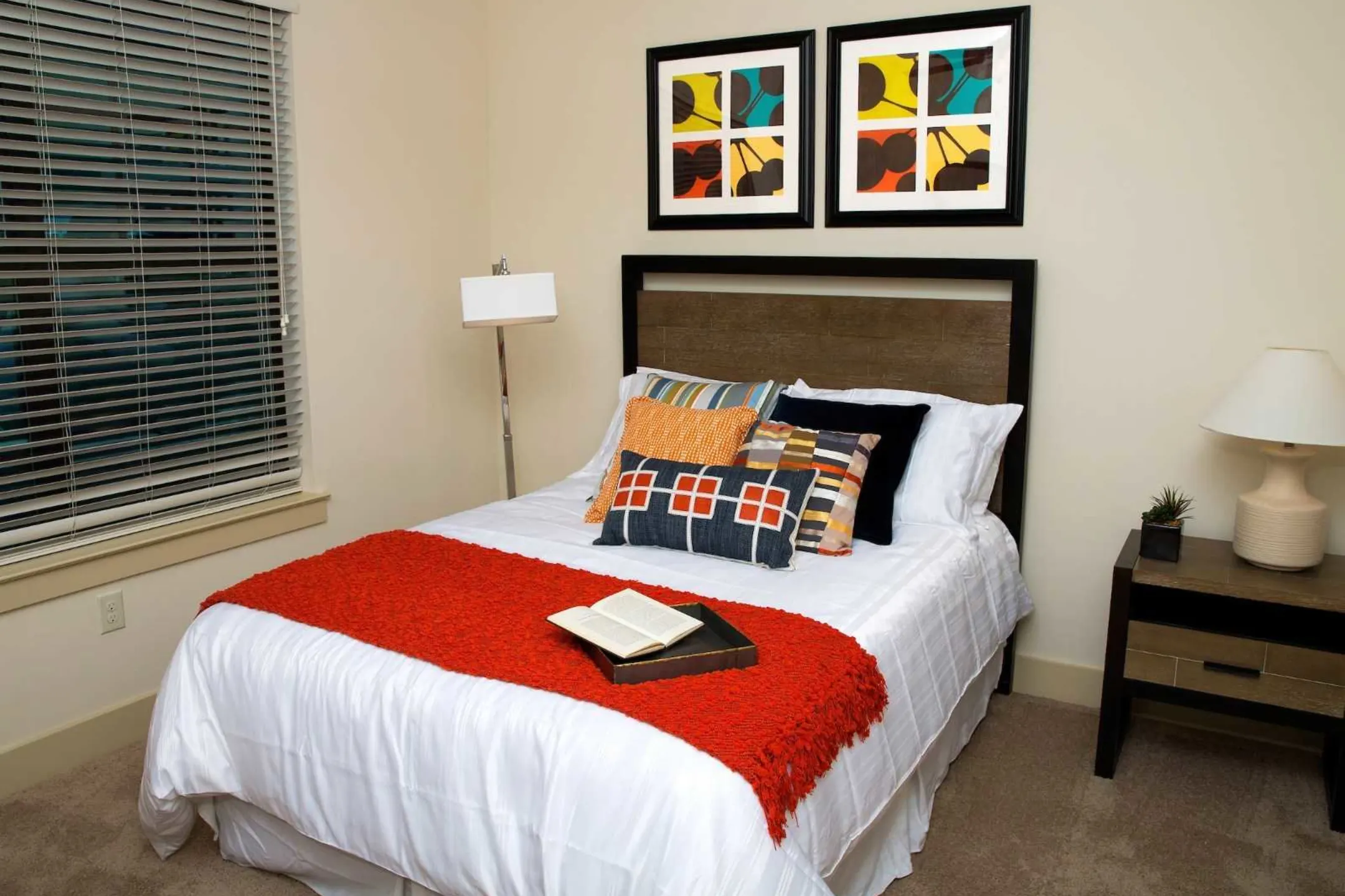 Bedroom - The Lexington Dilworth - Charlotte, NC