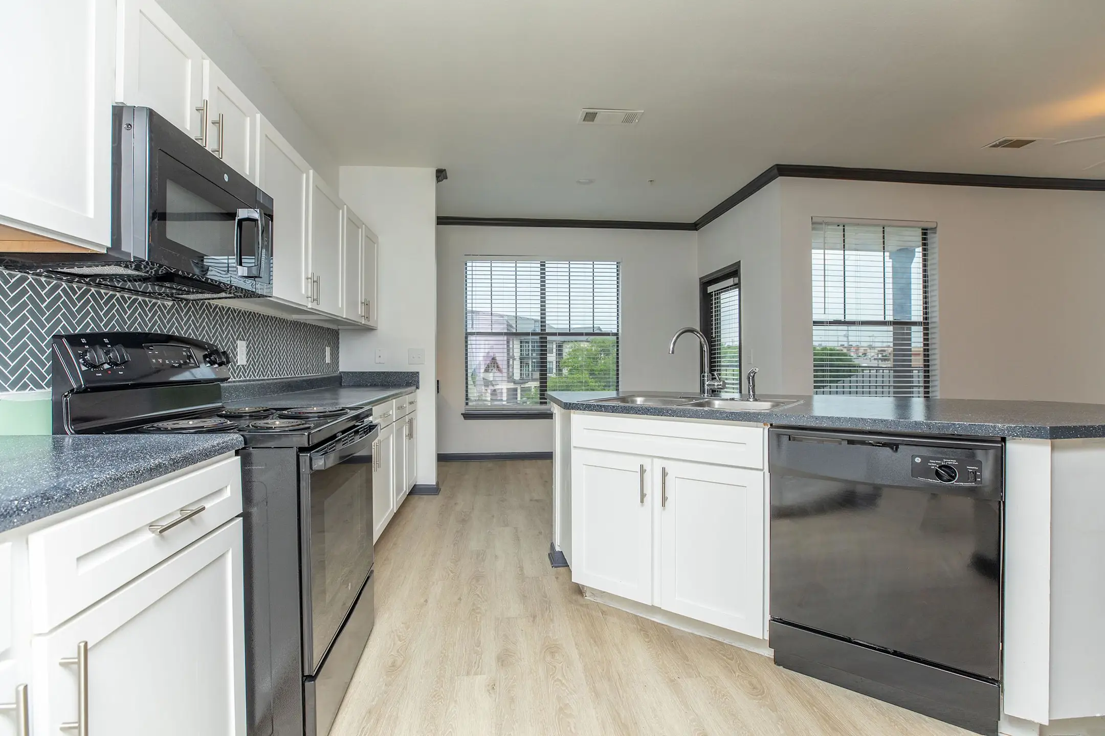 Kitchen - The Heritage - Live Oak, TX