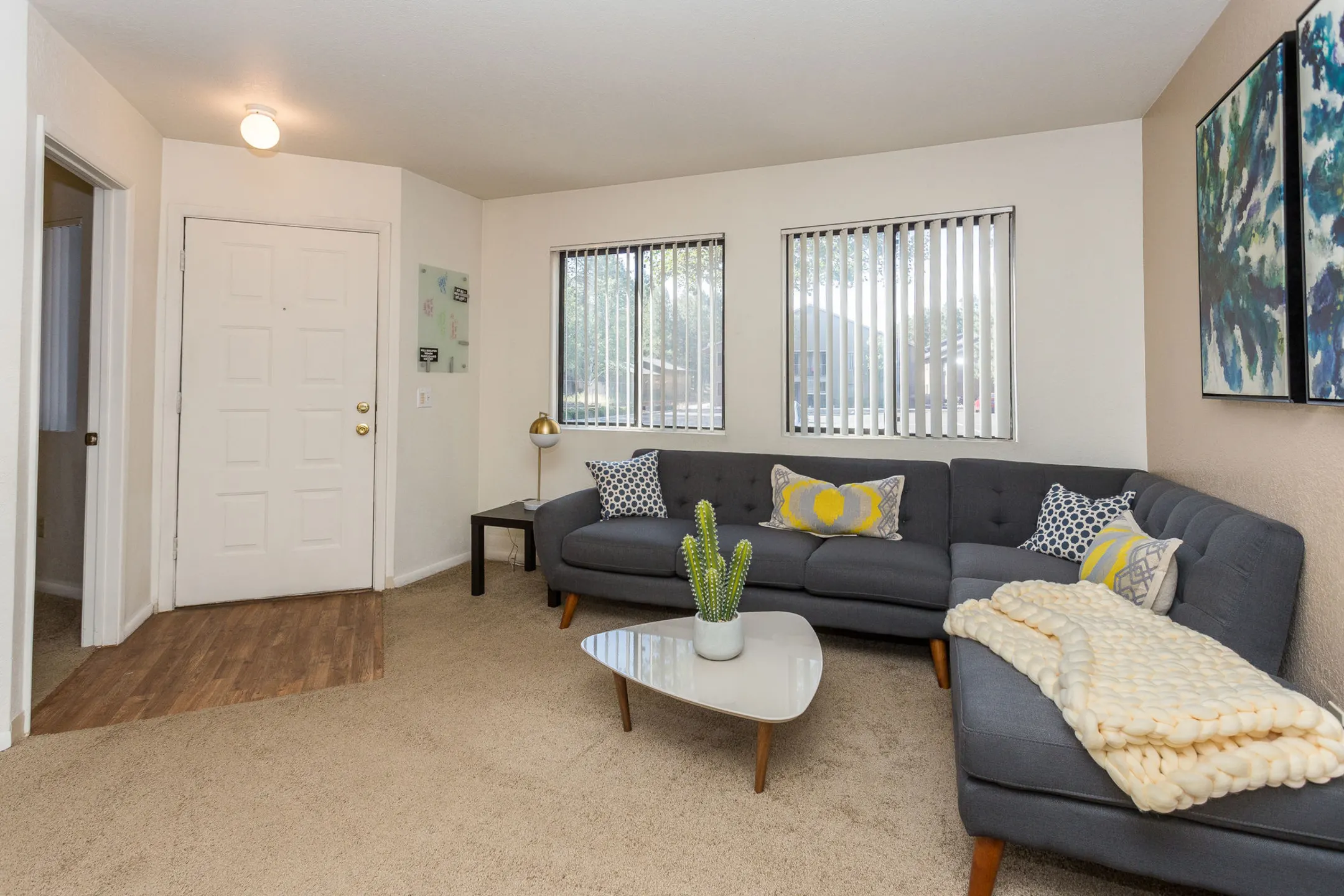 Living Room - Woodlands Village Apartments - Flagstaff, AZ