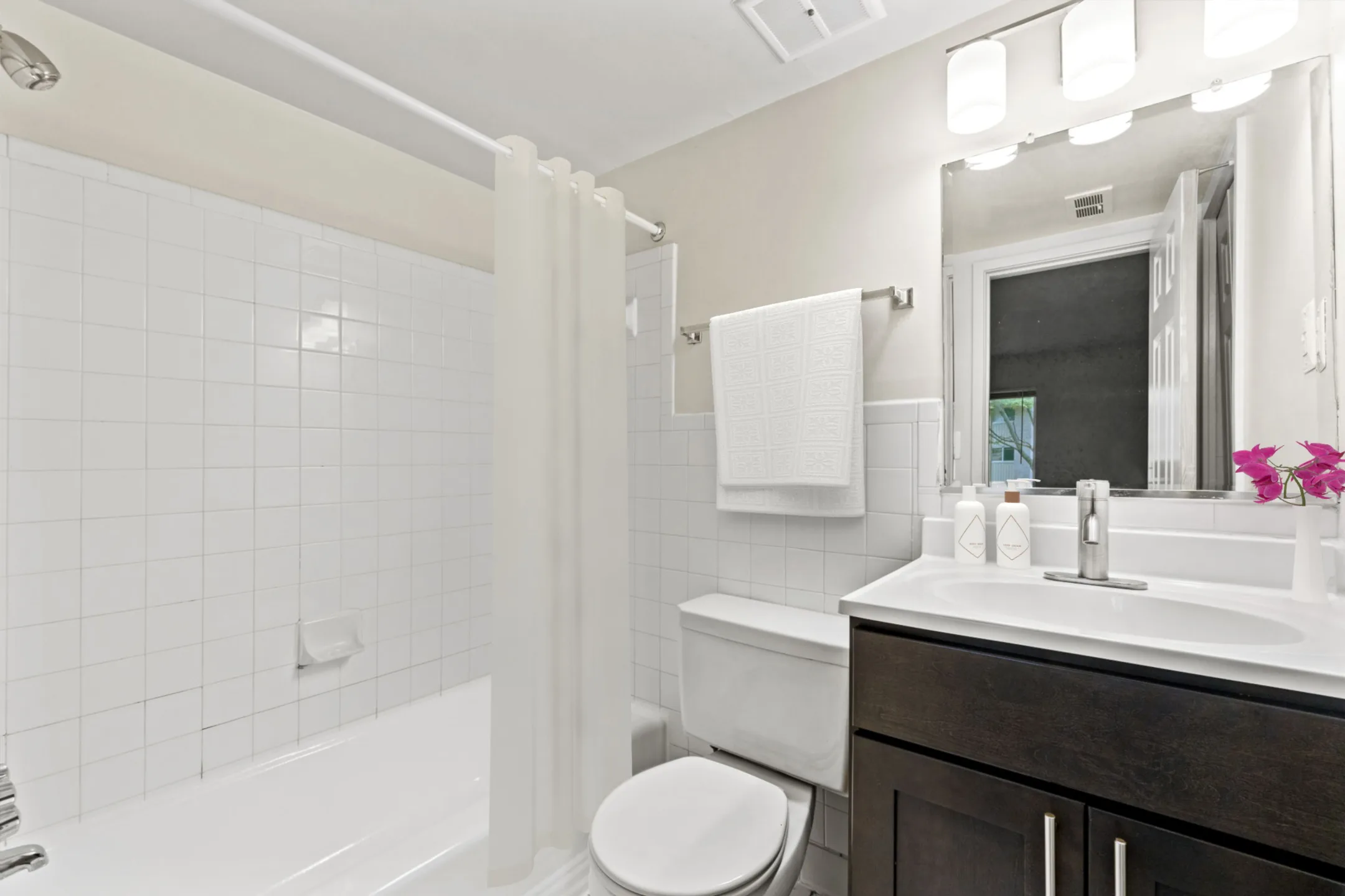 Bathroom - Rollins Park Apartments - Rockville, MD