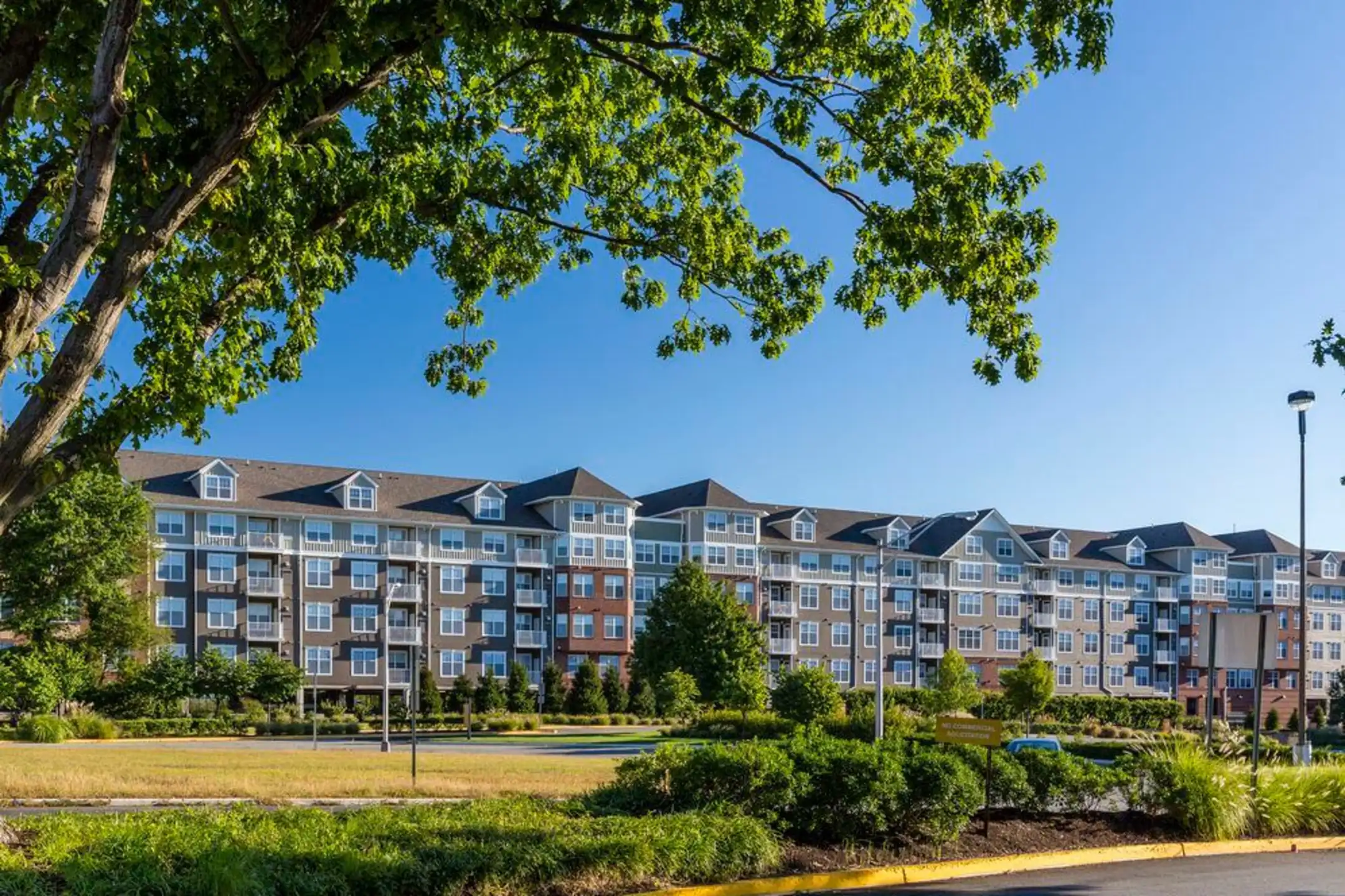 Avalon Hackensack At Riverside Apartments Hackensack, NJ 07601