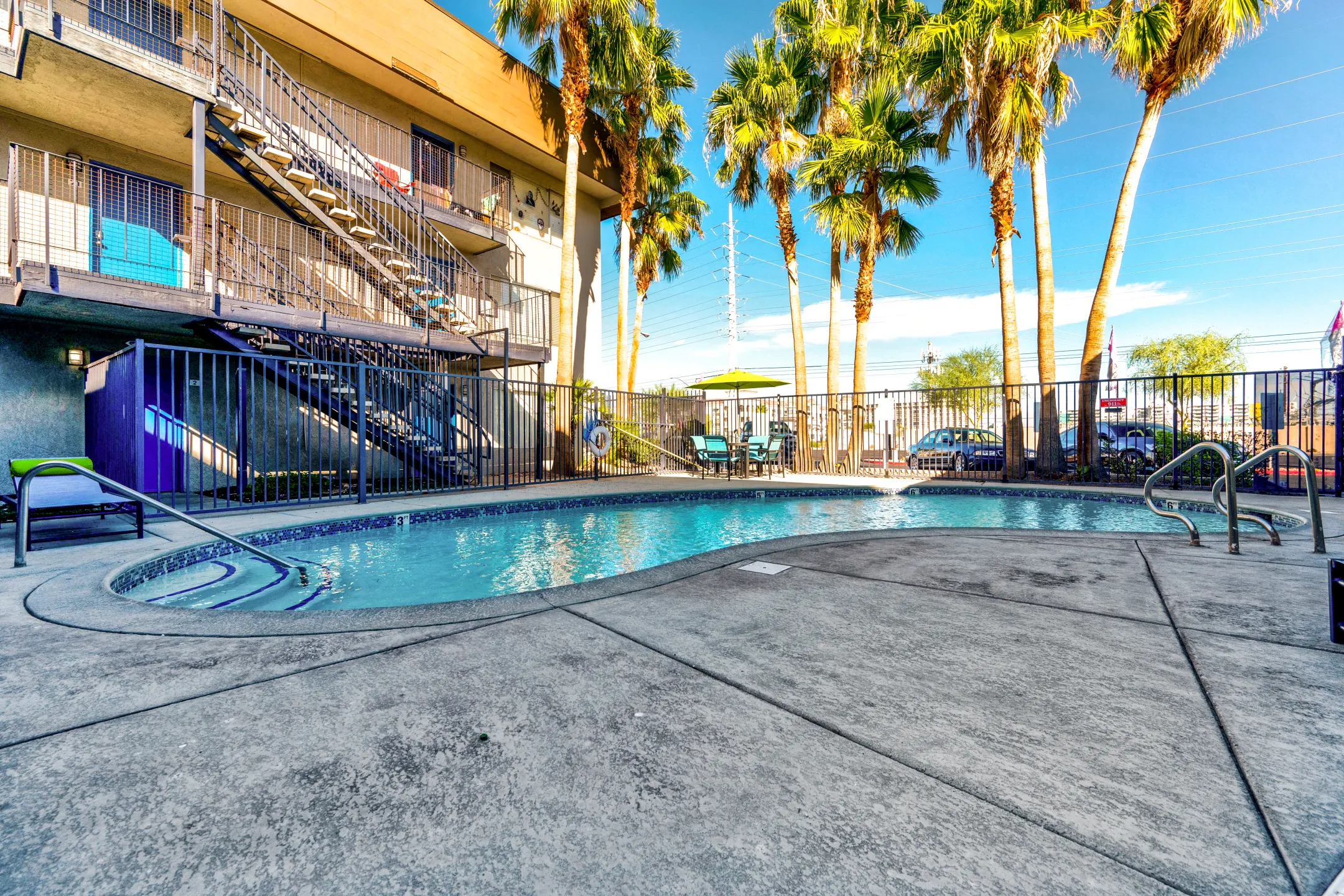 The Point on Flamingo - 939 E Flamingo Rd | Las Vegas, NV Apartments ...