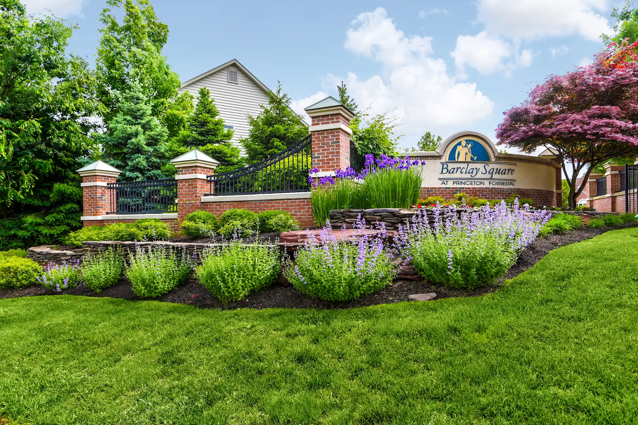 Barclay Square at Princeton Forrestal Apartments Princeton, NJ 08540