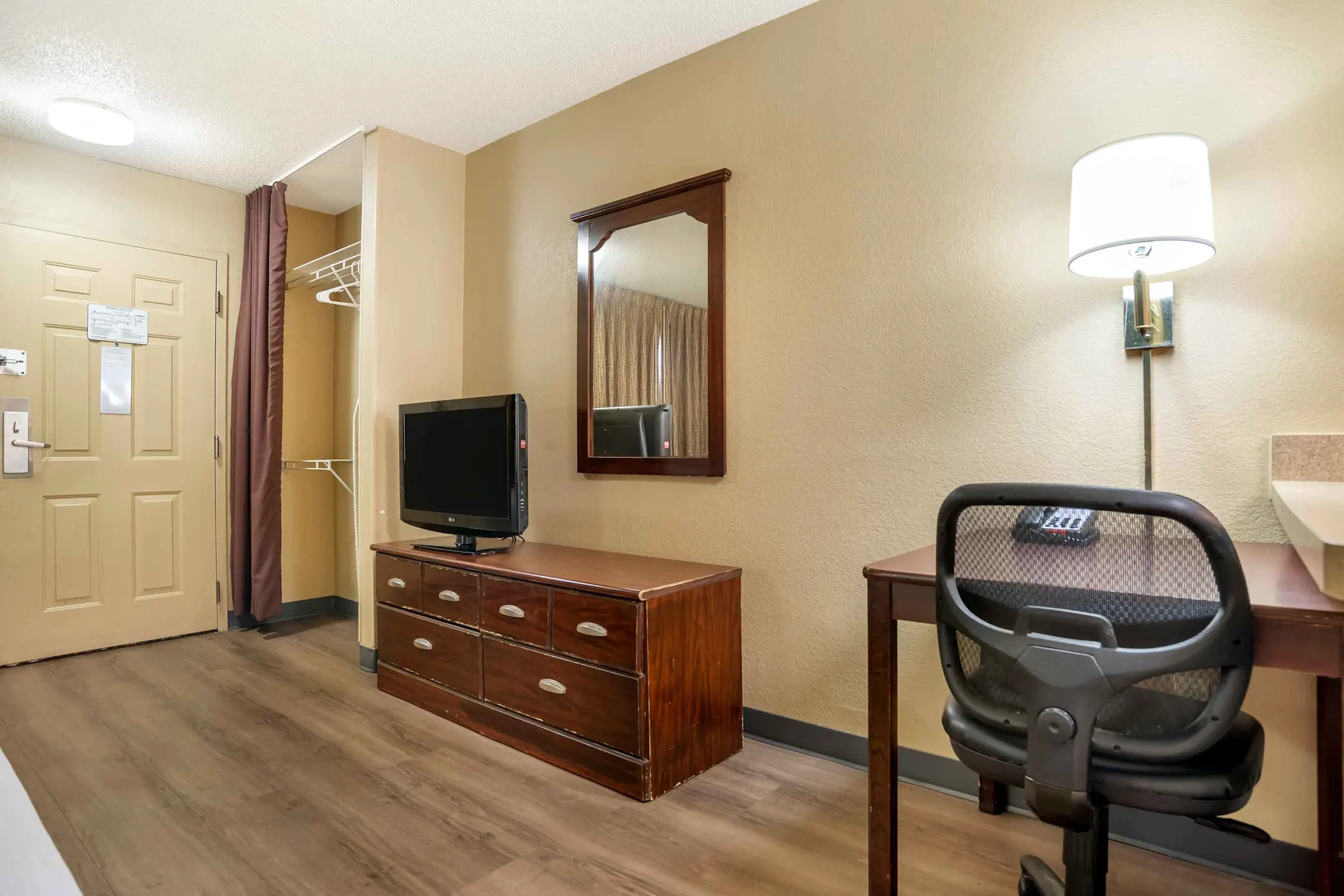 Furnished Studio Jackson North 5354 I55N Jackson, MS