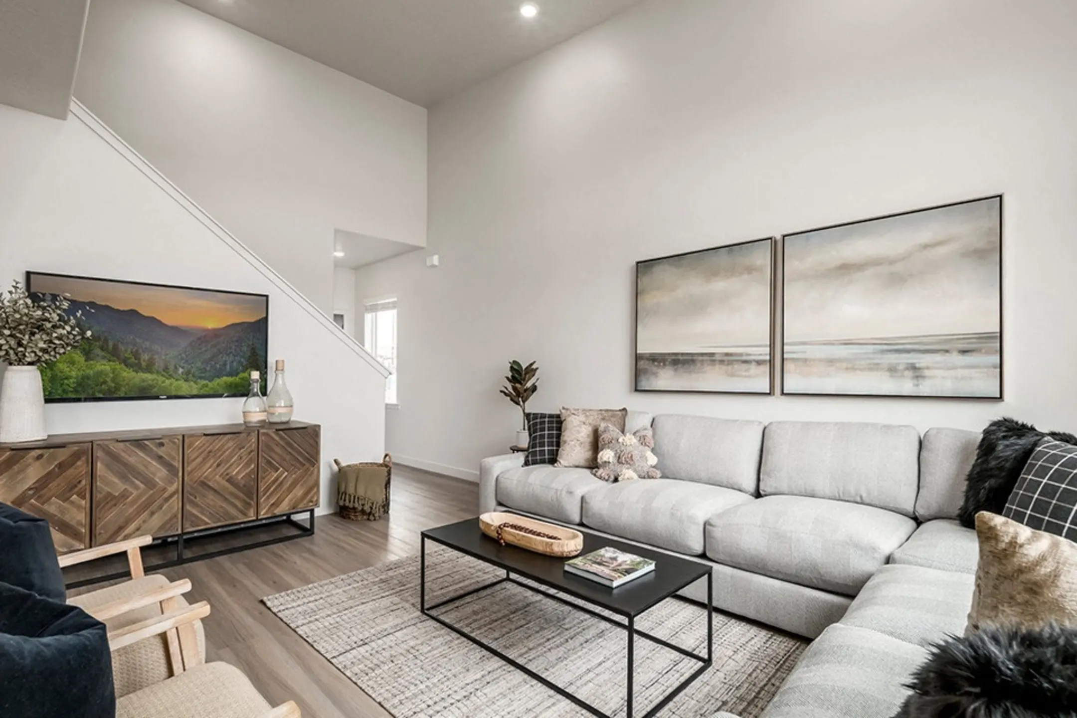 Banner Hill 15542 Plentiful Way Bluffdale, UT Townhomes for Rent