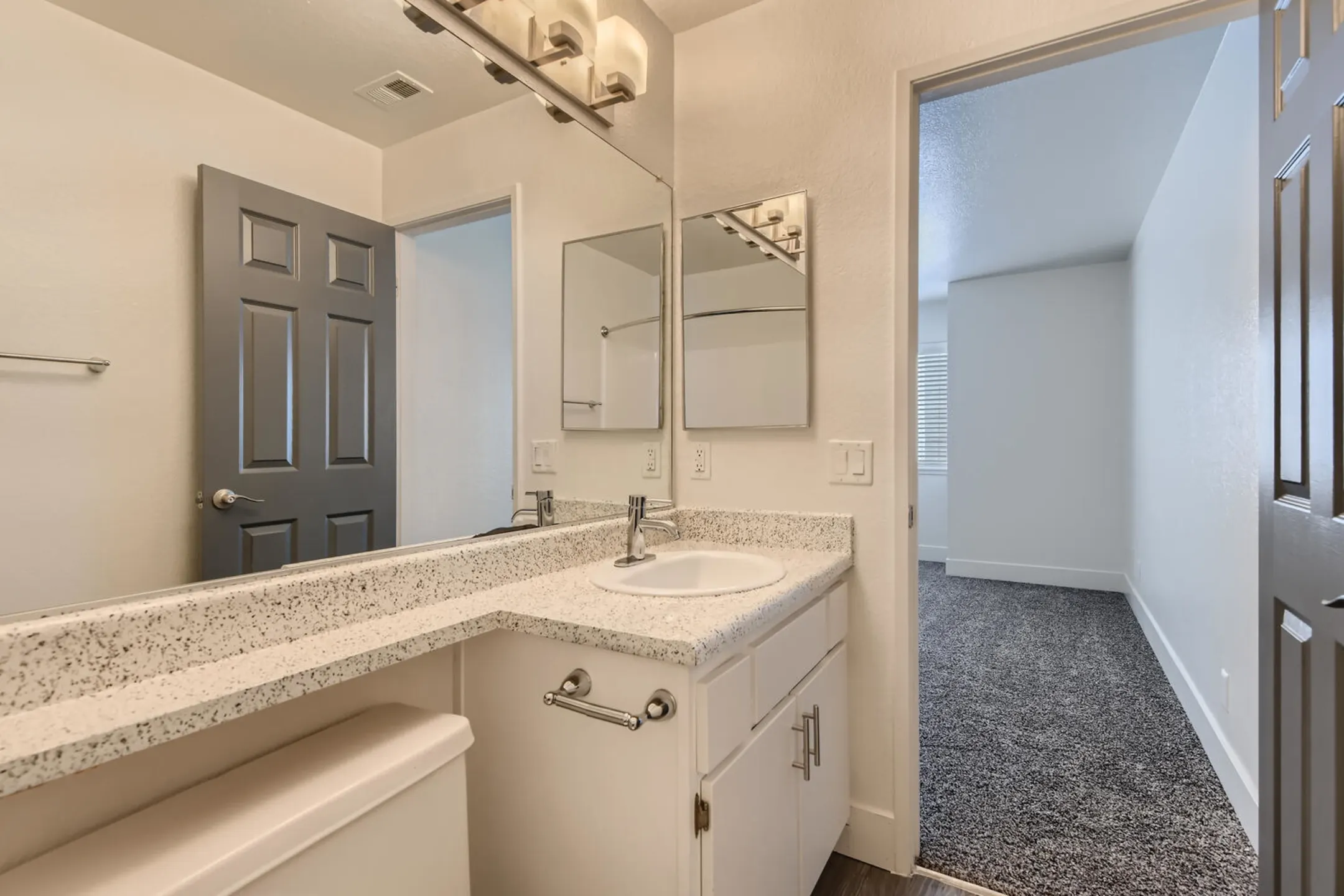 Woodmere Apartments 910 W Phillips St Ontario, CA Apartments for