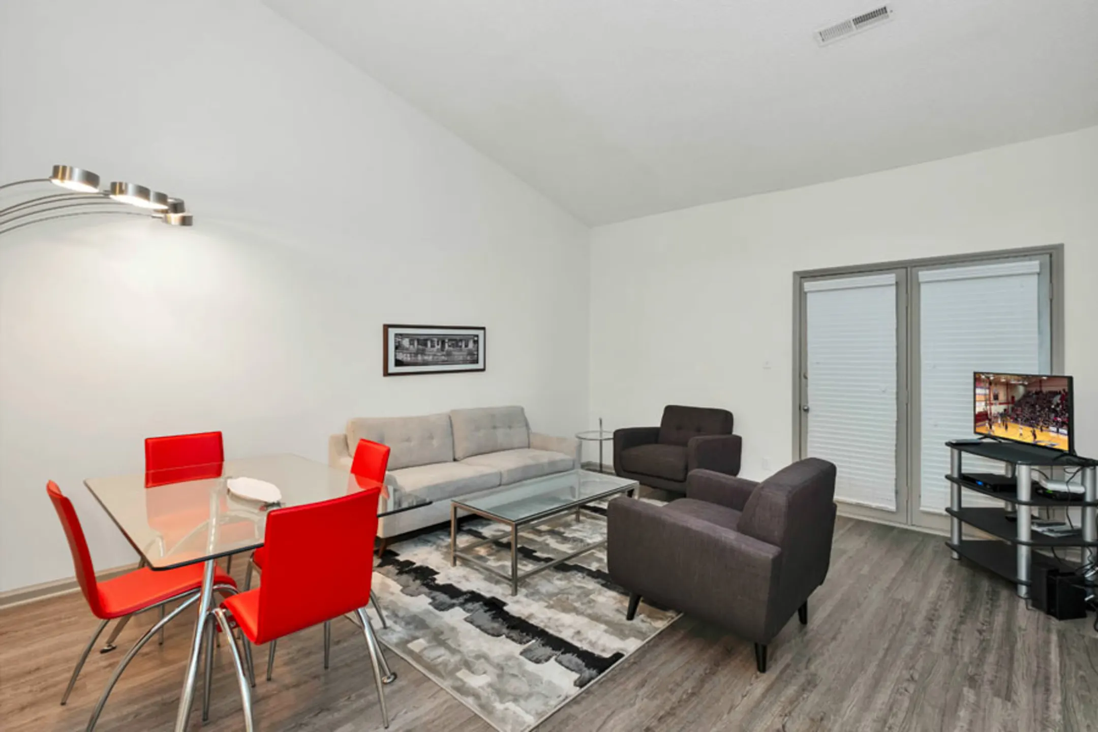 Enclave At Oakhurst 1639 Chippendale Rd Charlotte, NC Apartments