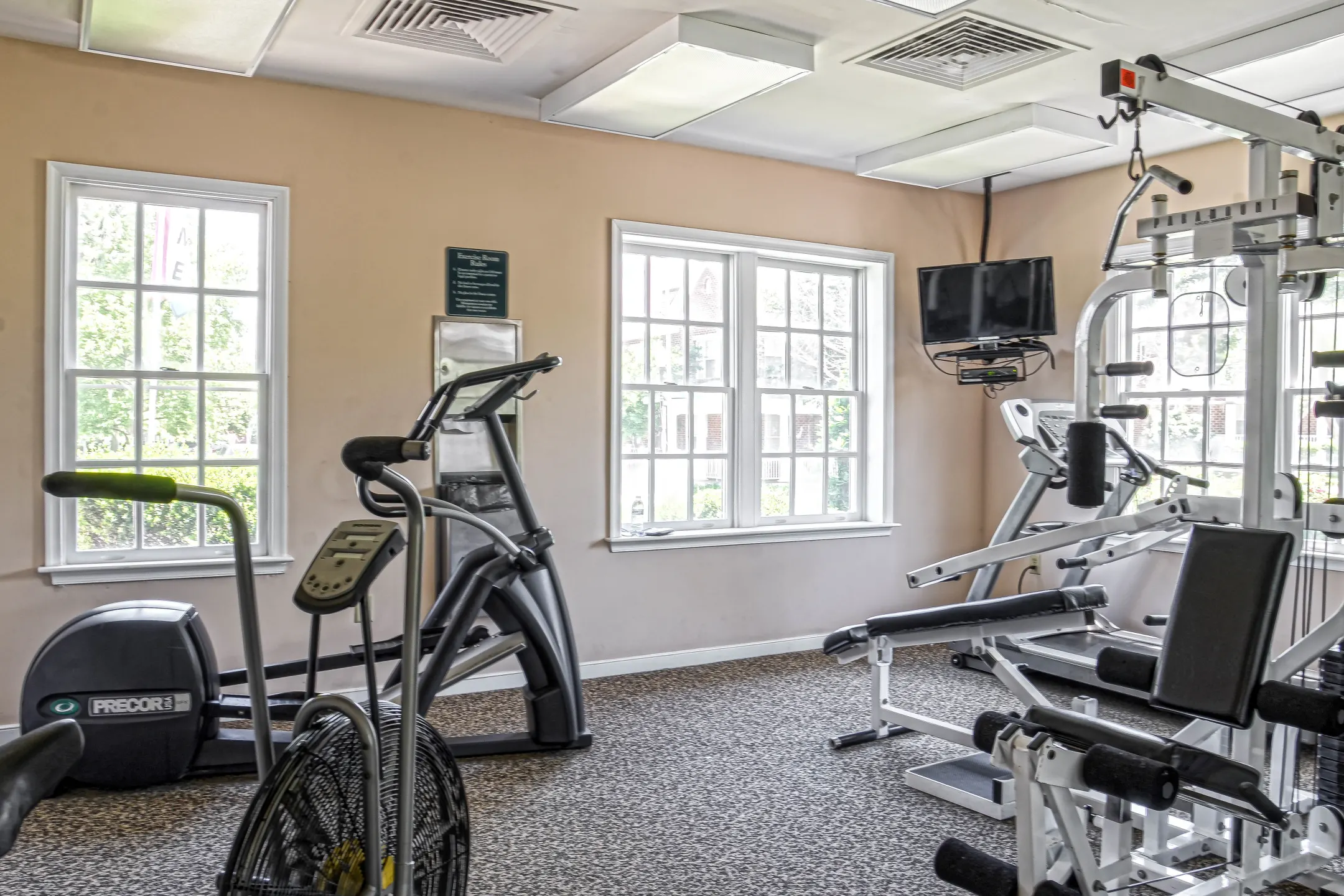 Fitness Weight Room - Winchester Greens - Richmond, VA