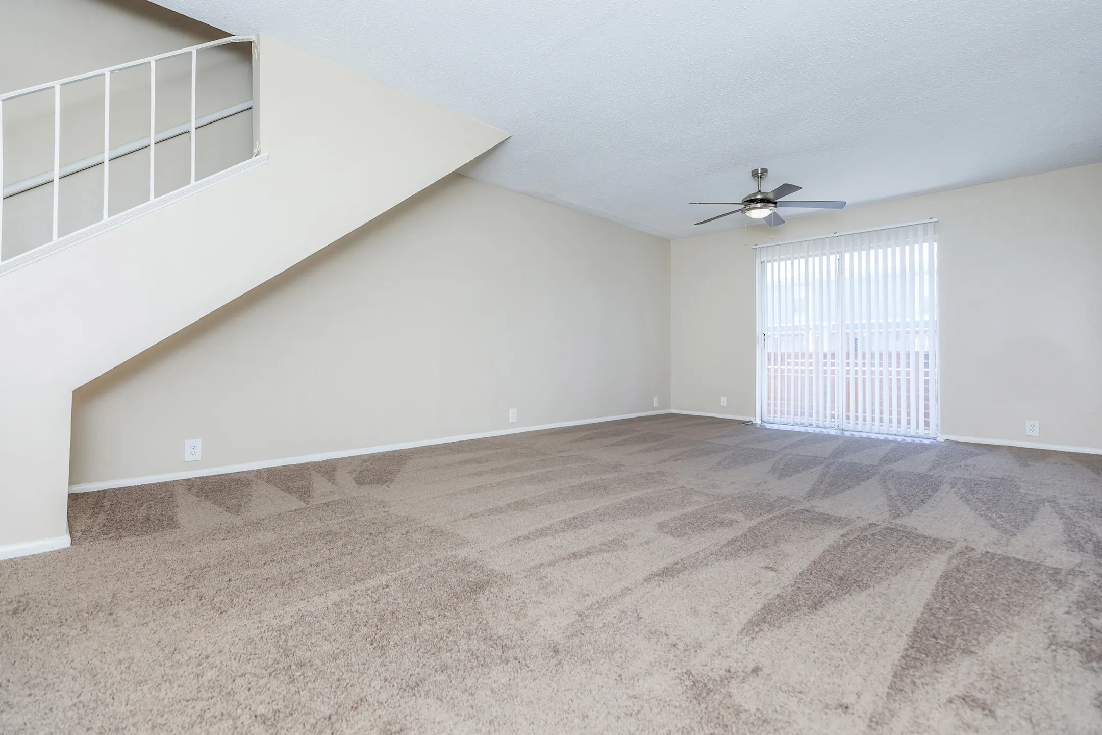Living Room - The Arts at West Napoleon - Metairie, LA