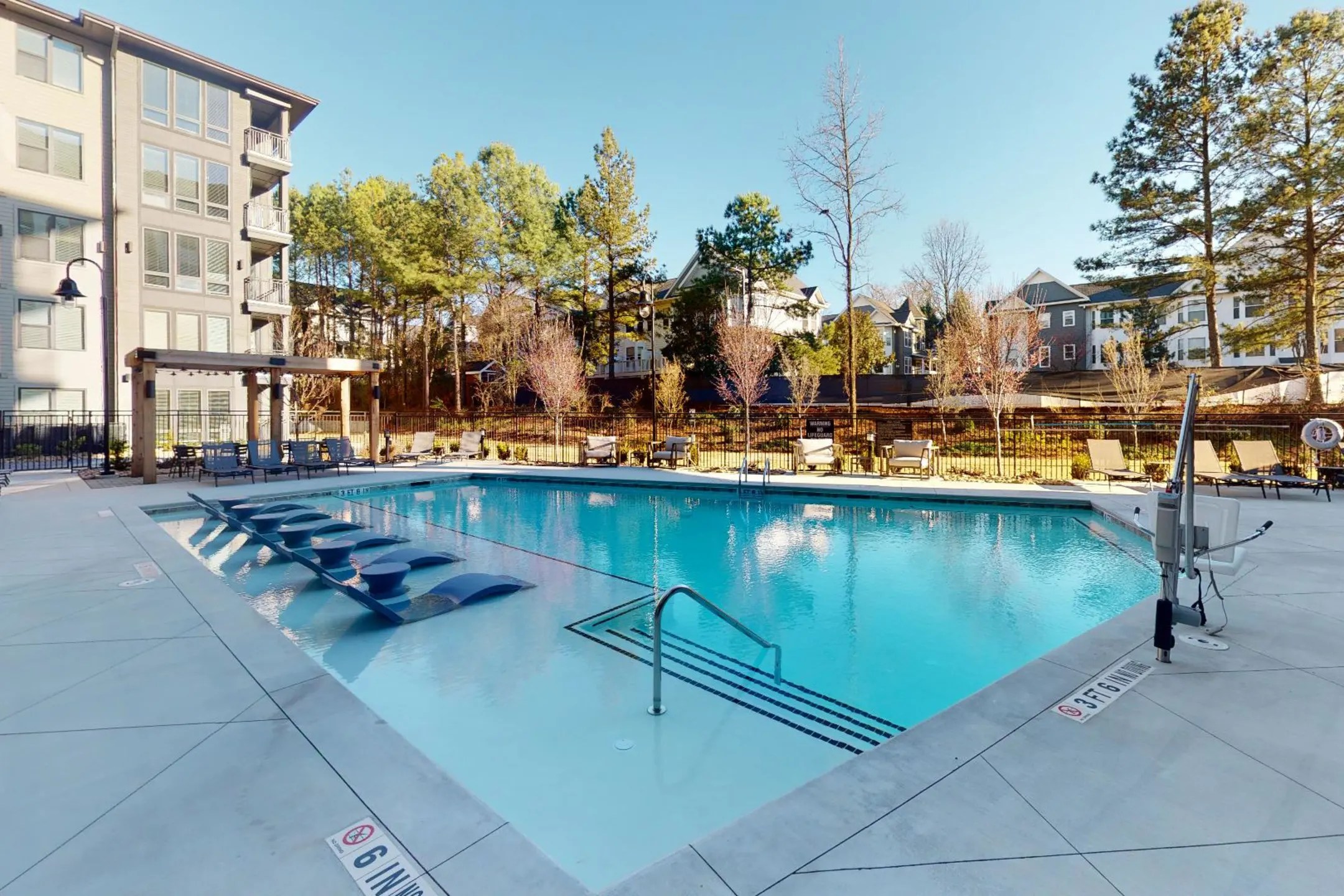 Pool - 915 Glenwood - Atlanta, GA