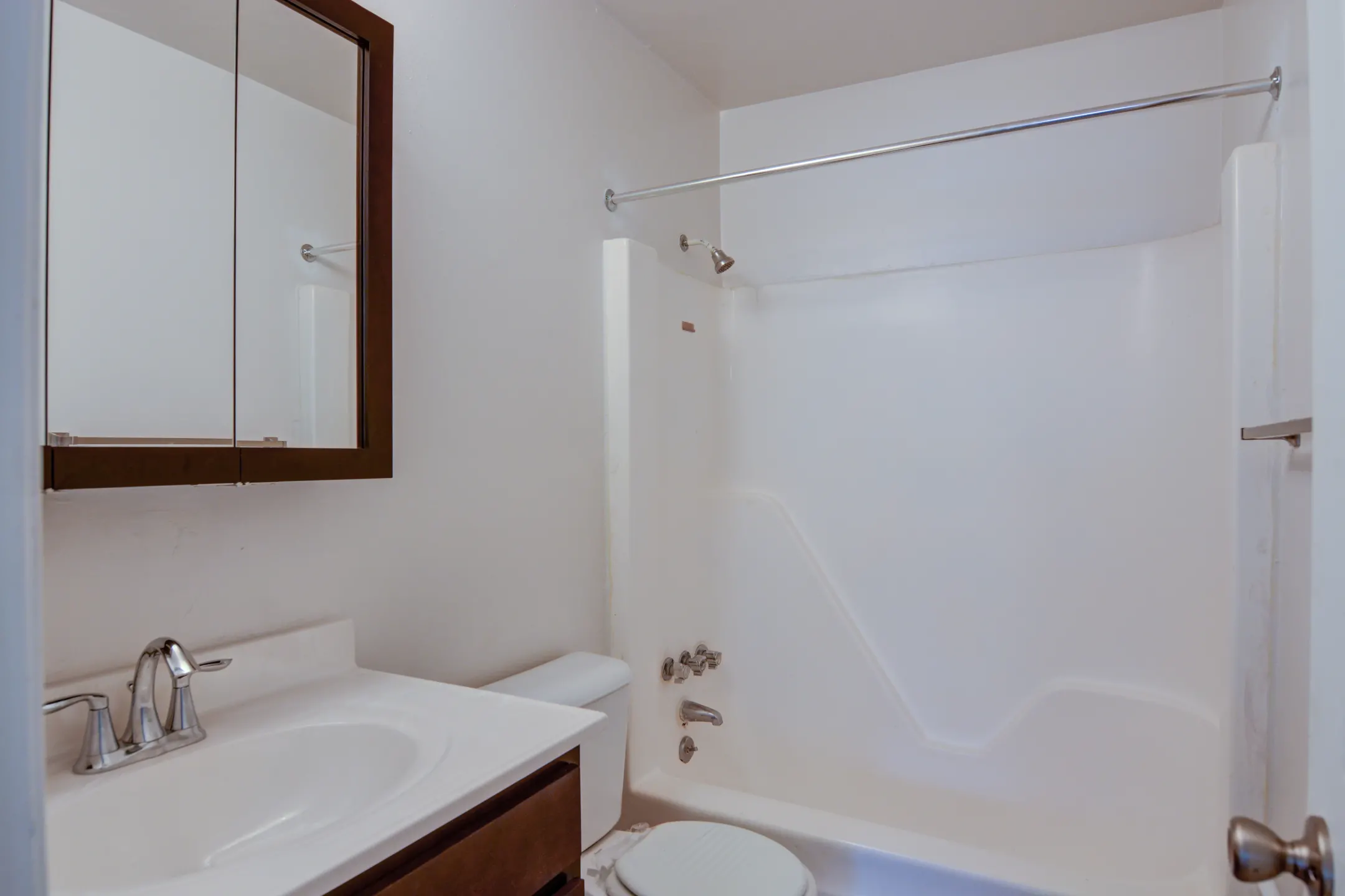 Bathroom - West Beach Apartments - Norfolk, VA