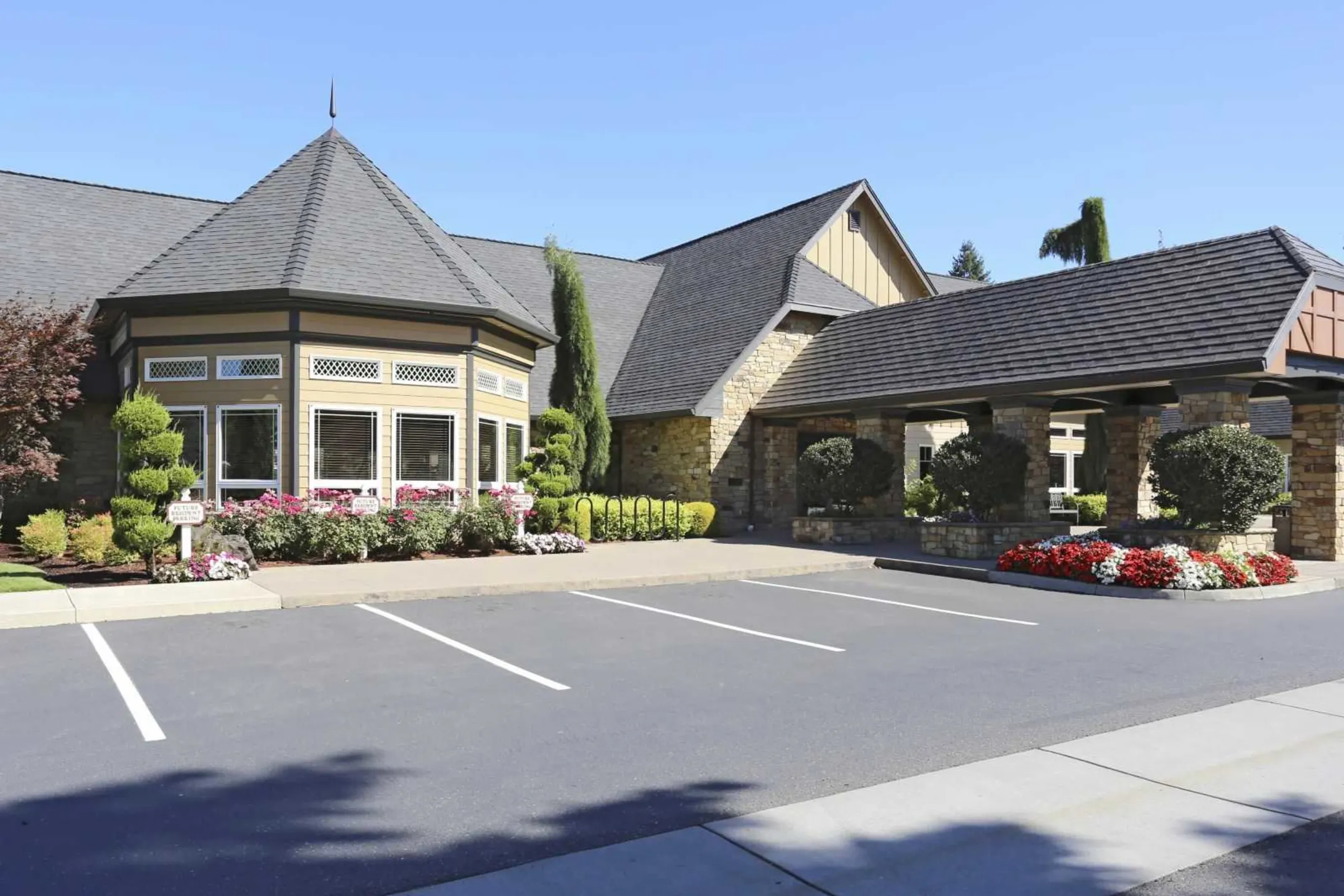 Leasing Office - Mission Hills - Vancouver, WA
