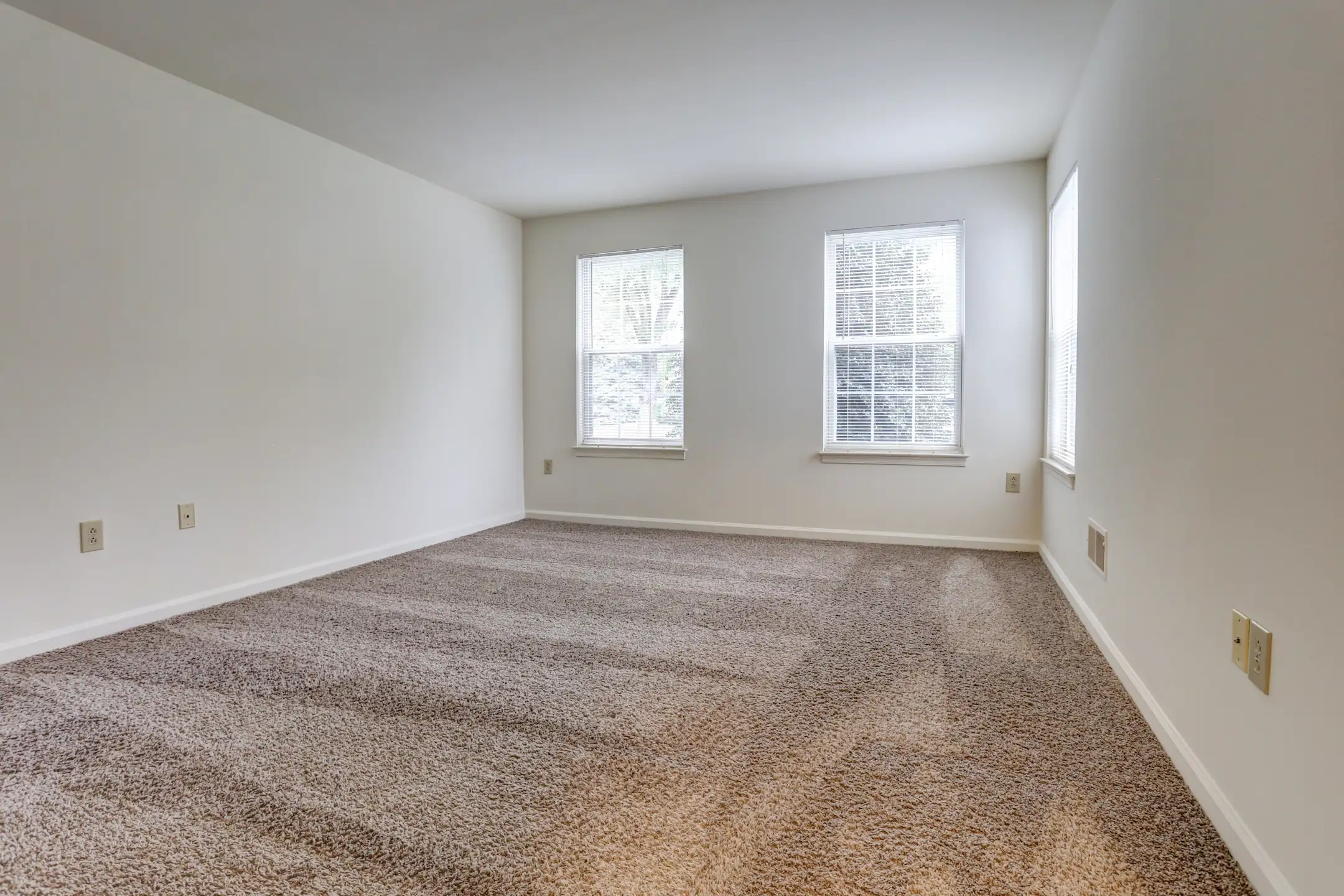 Hershey Heights Apartments Hummelstown, PA 17036