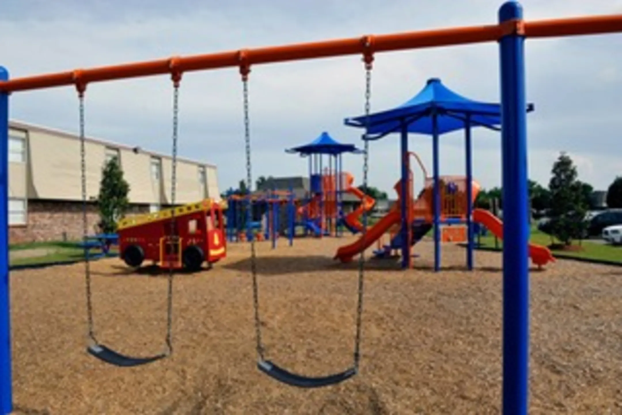 Playground - Emerald Pointe - Harvey, LA