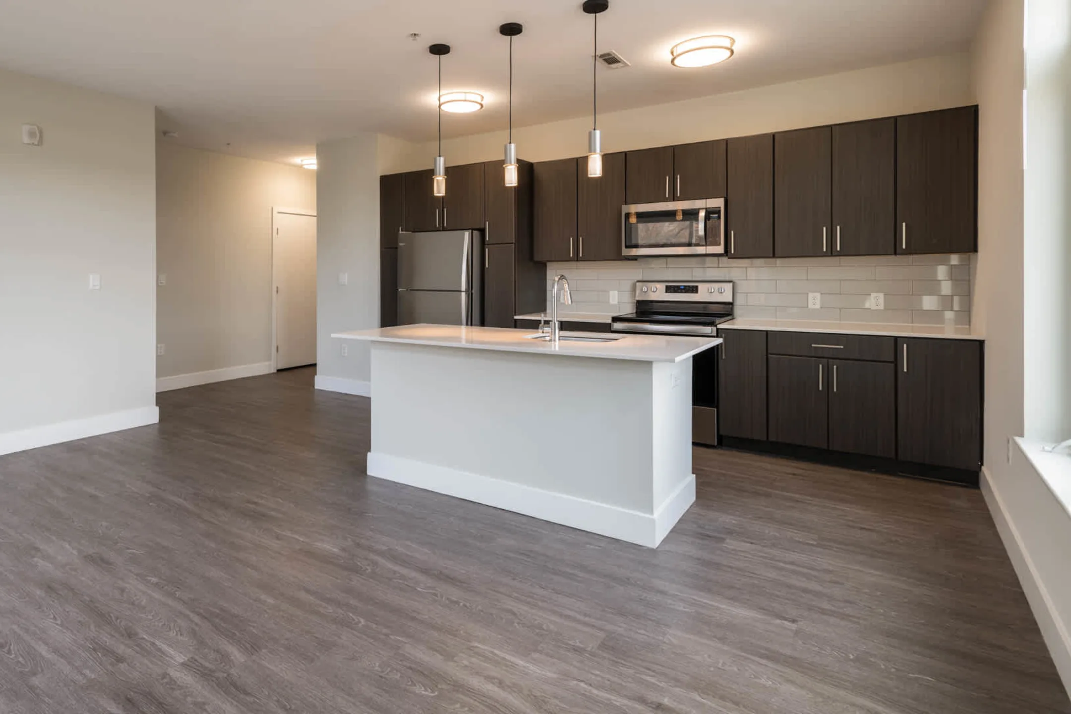 The Reserve at Burlington 20 Corporate Dr Burlington, MA Apartments