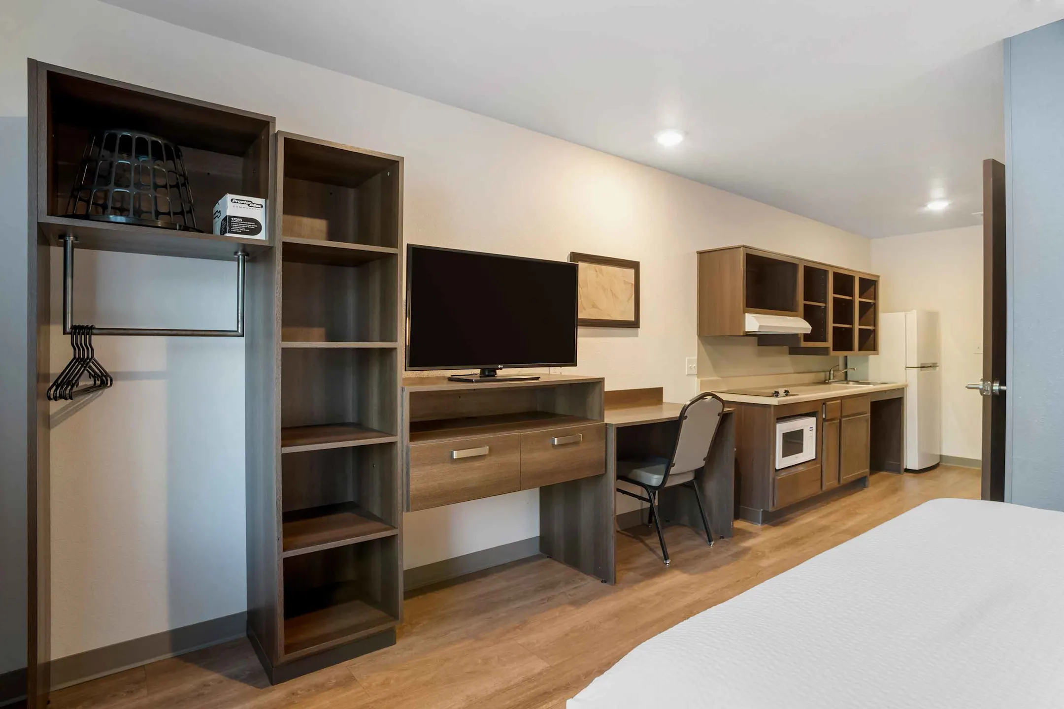 Furnished Studio Charlotte Matthews Apartments Matthews, NC 28105