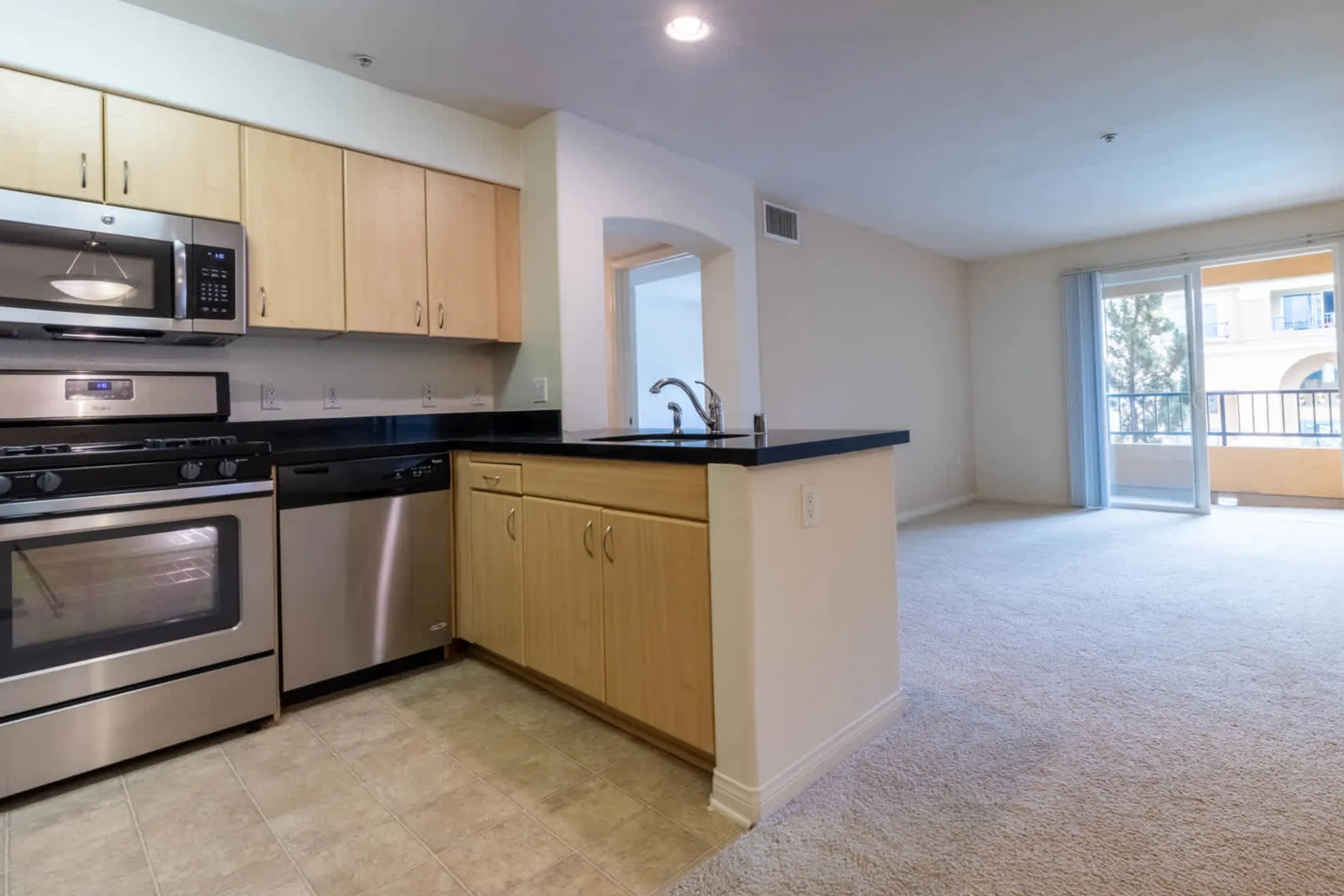 Westside Apartments Los Angeles, CA 90066