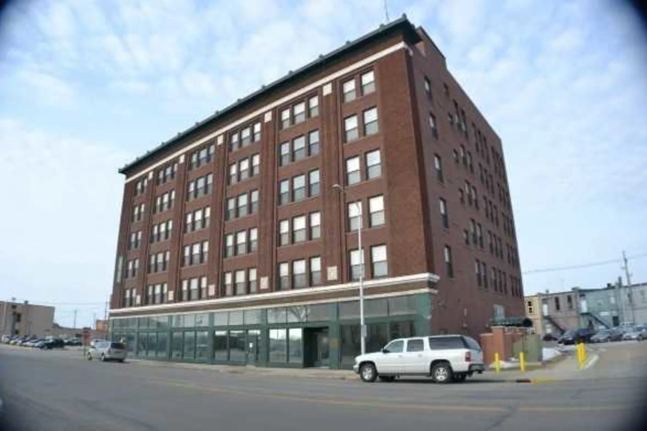 The Lofts At Lea Center 139 East Williams St Albert Lea Mn Apartments For Rent Rent 2922
