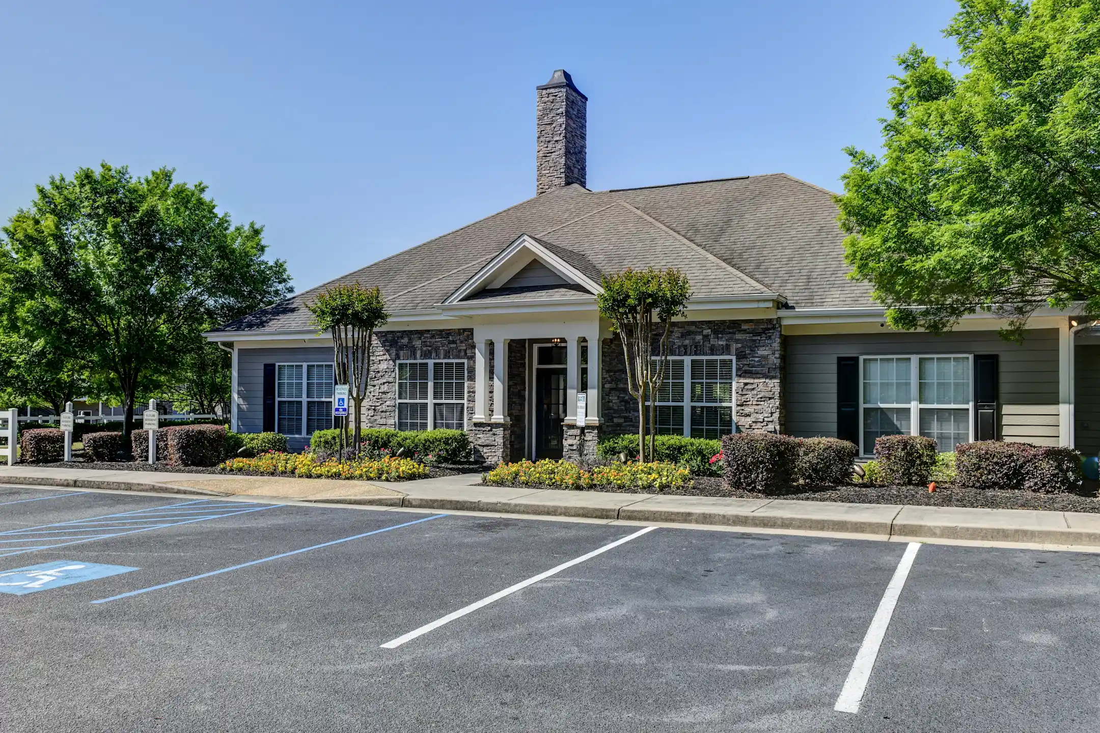 Mill Creek Run Apartments Apartments Macon, GA 31216