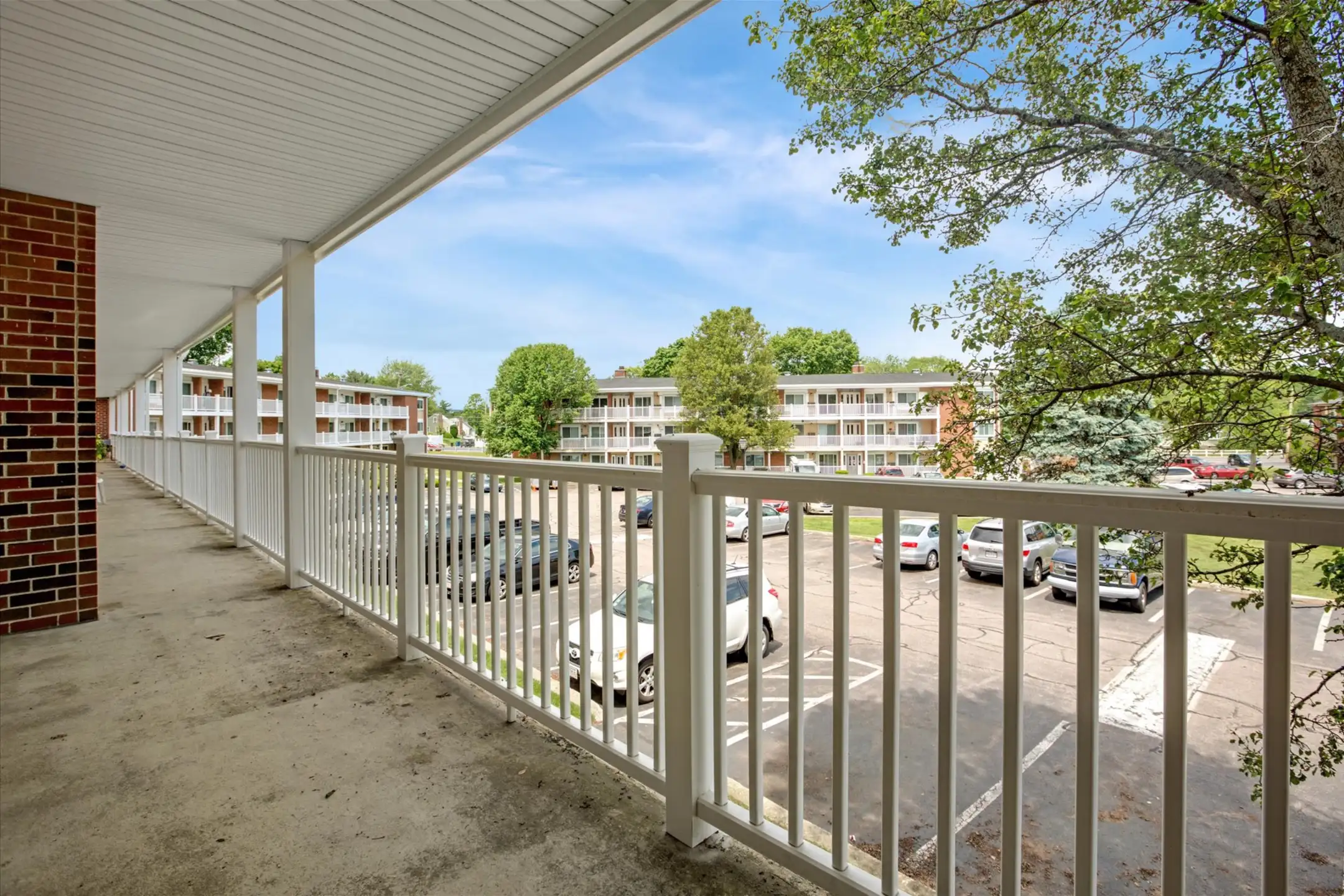 Francis Crossing Apartment Homes Apartments Randolph, MA 02368