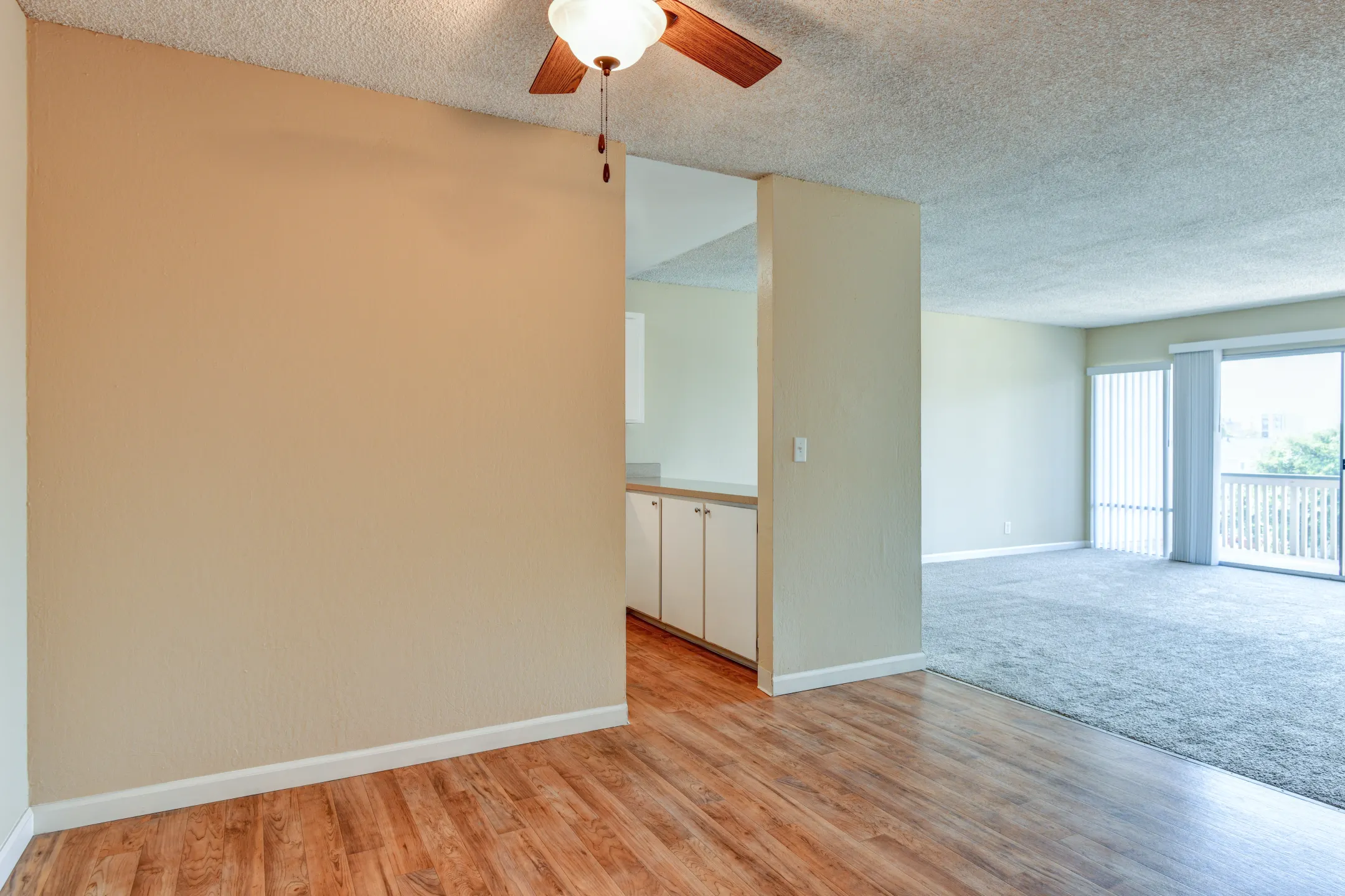 Dining Room - Tradewinds Apartments - Foster City, CA