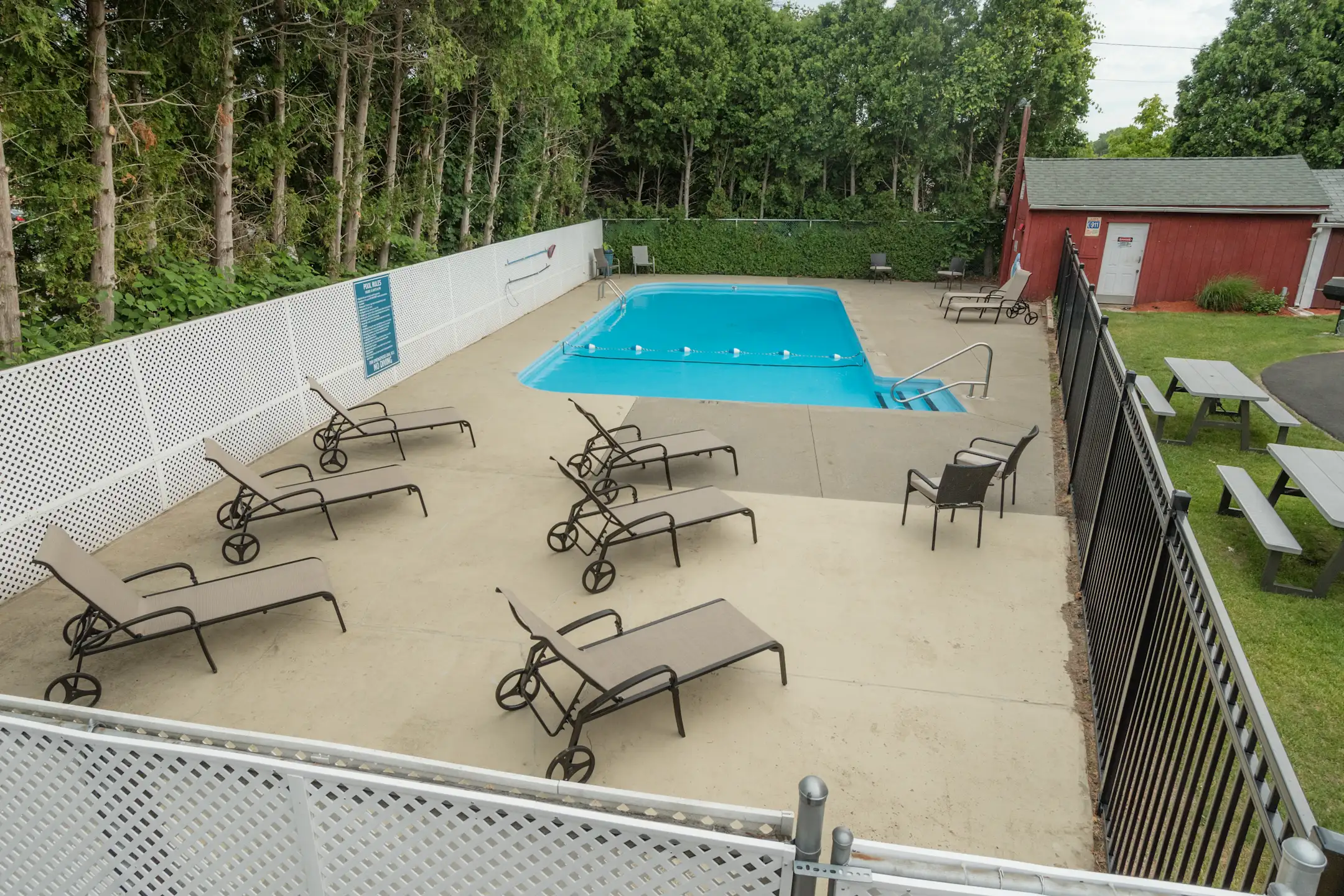 Ashley Arms Apartments West Springfield, MA 01089